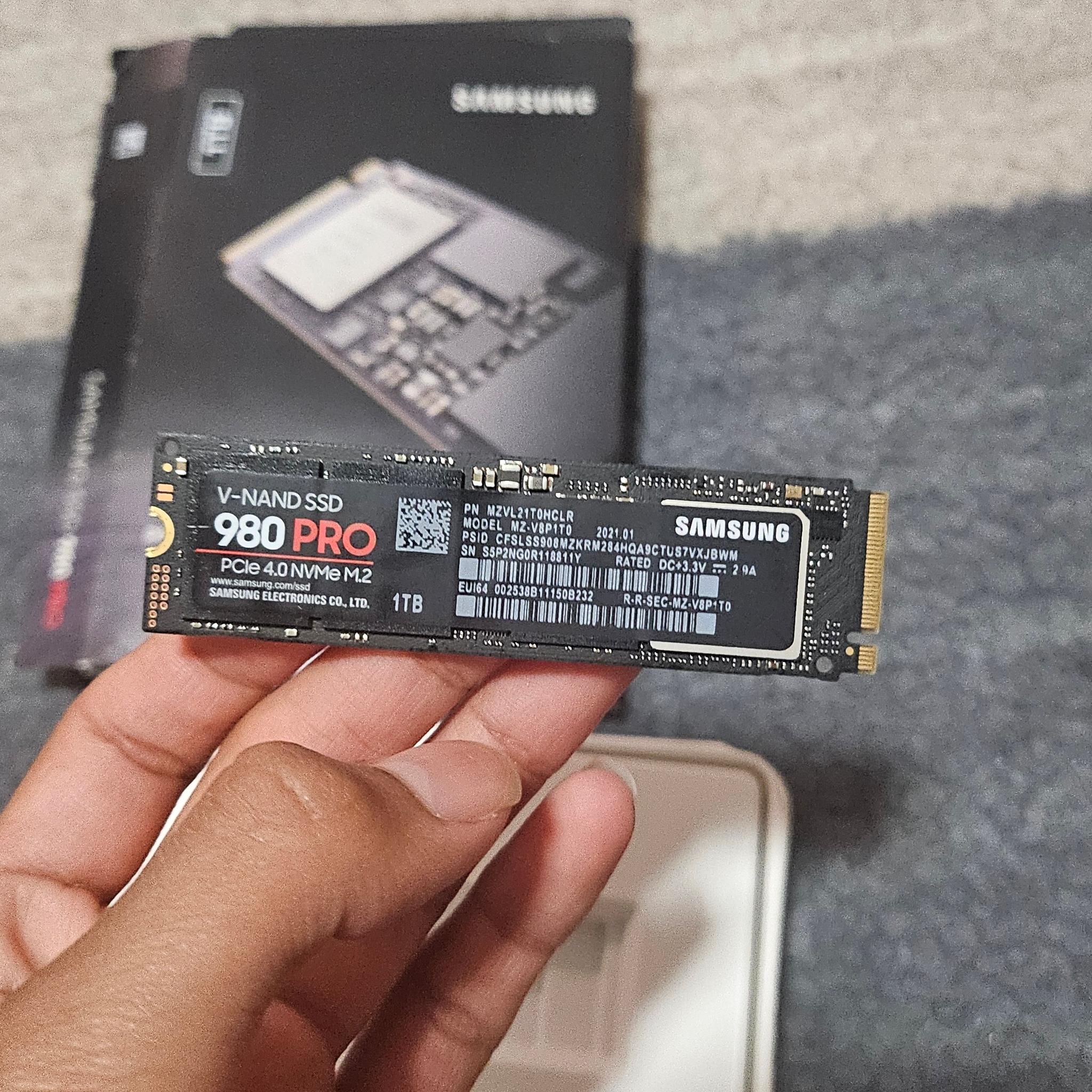 Samsung 980 Pro 1TB NVMe PCIe 4.0 SSD – Fast Gen 4 Storage