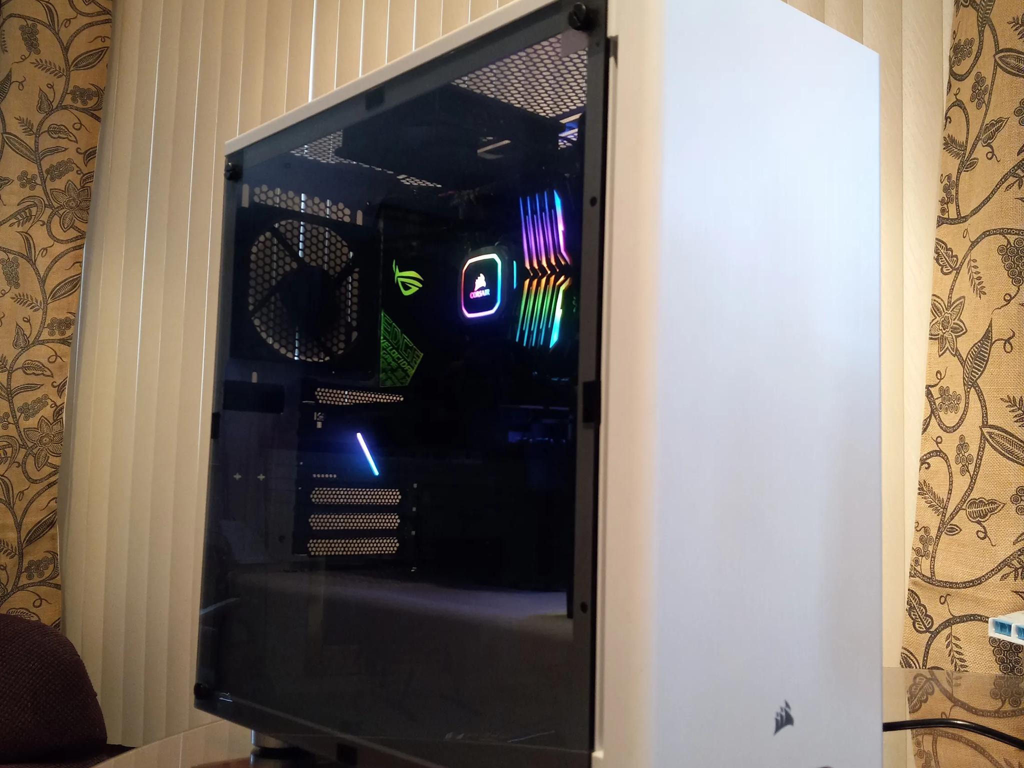 Gaming PC i7-9700K, RTX2080 Super, 32GB DDR4 RGB Memory, WD 1TB NVMe SSD