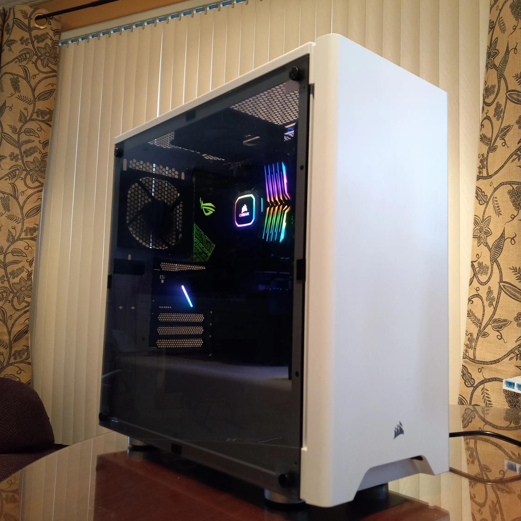 Gaming PC i7-9700K, RTX2080 Super, 32GB DDR4 RGB Memory, WD 1TB NVMe SSD