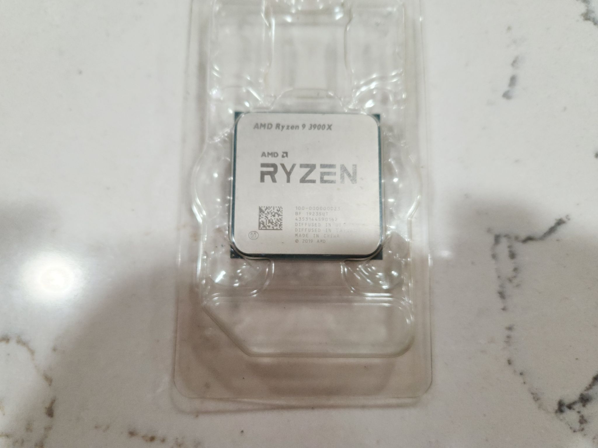 AMD Ryzen 9 3900x NO BOX NO COOLER