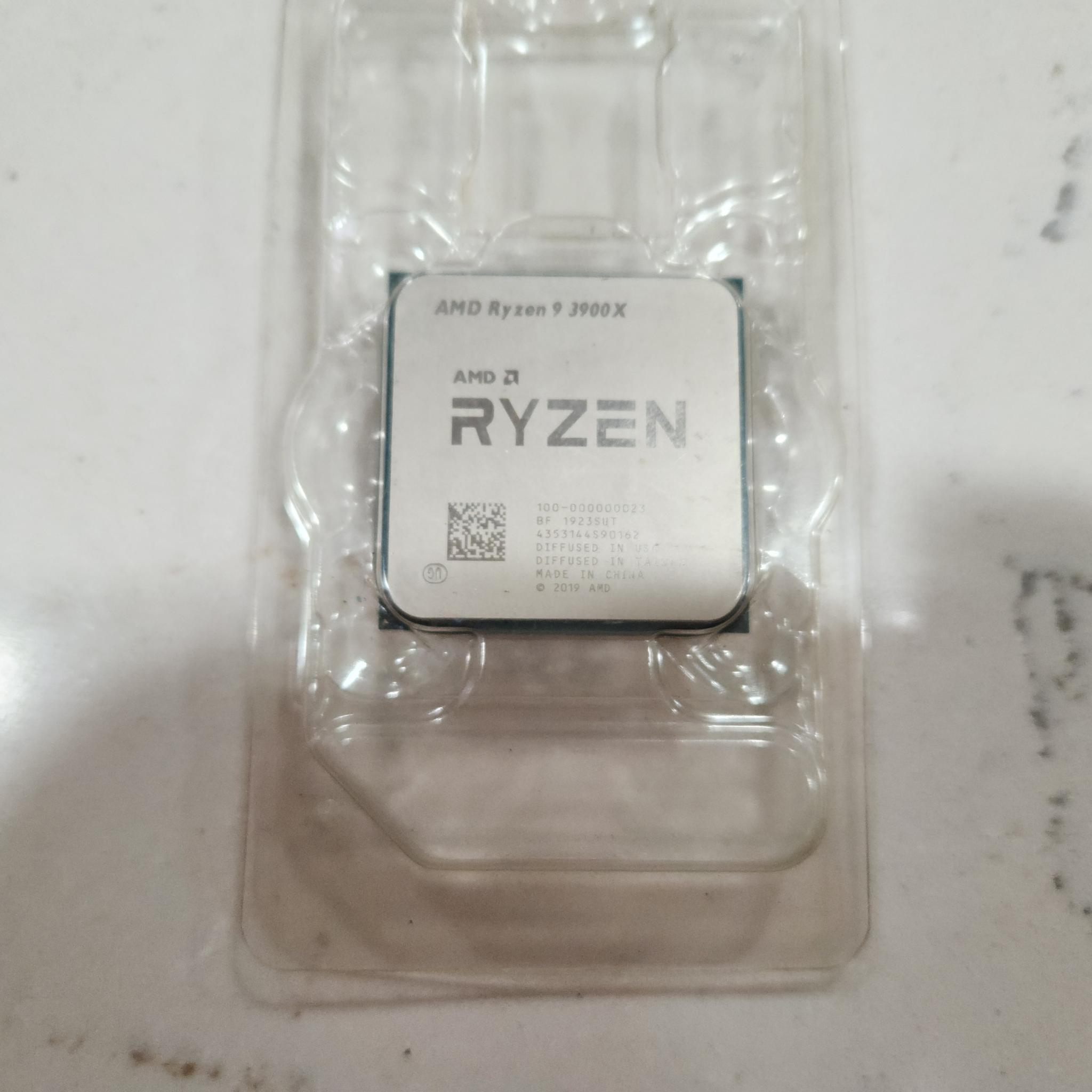 AMD Ryzen 9 3900x NO BOX NO COOLER