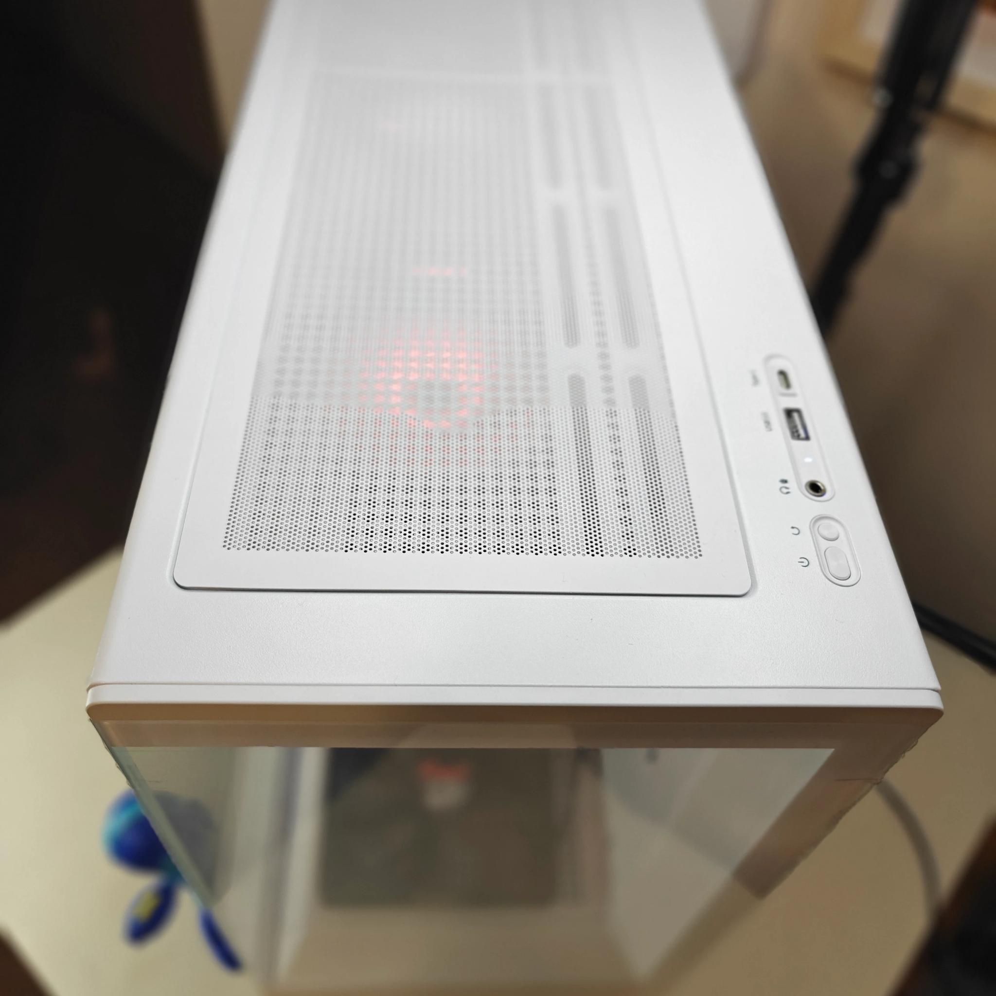 Encased in Glass ❤️‍🔥💎💨 | Ryzen 7 5700X3D | Radeon RX 6700 XT | 32GB DDR4 RAM | 1TB NVMe SSD