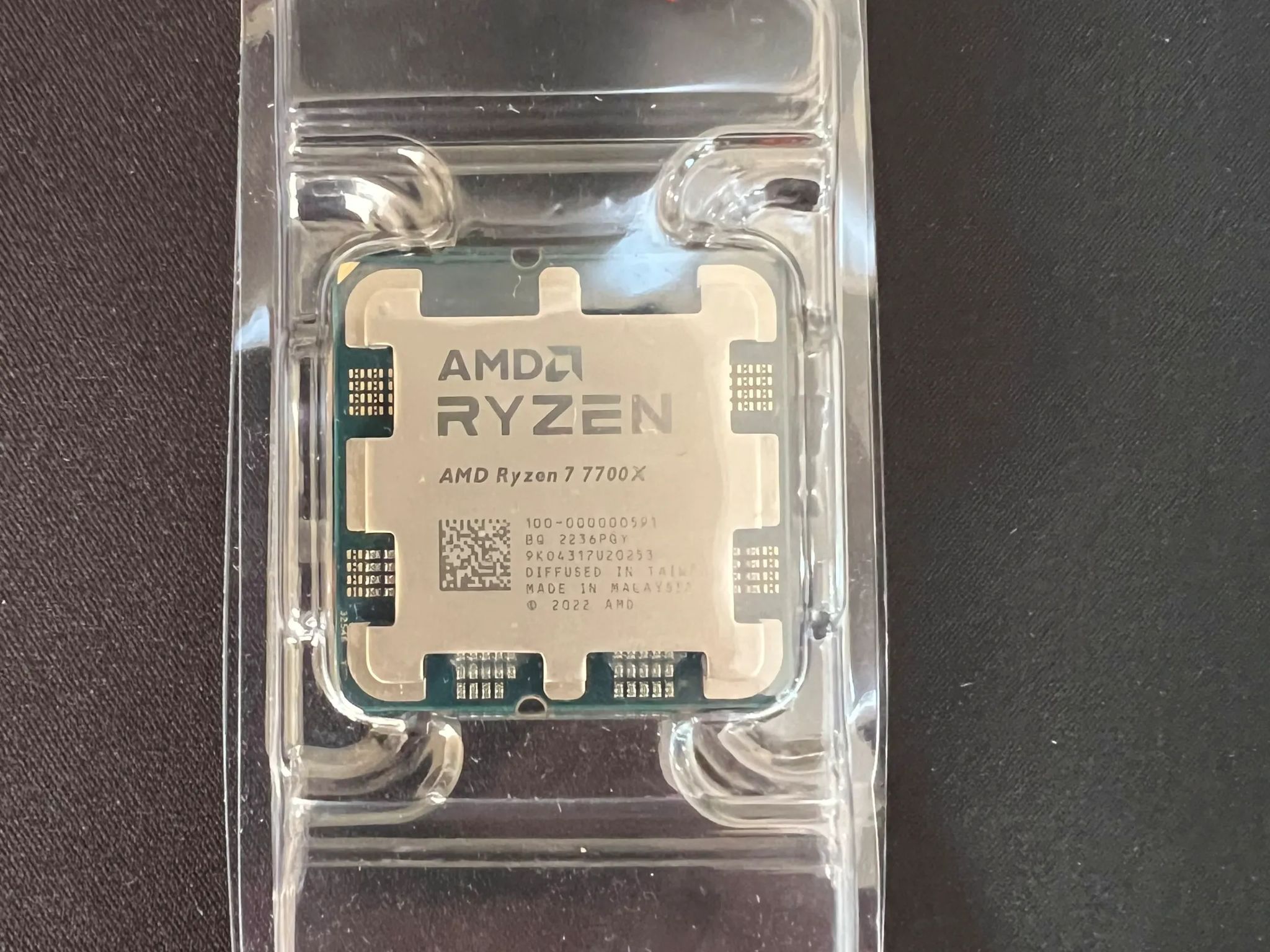 AMD Ryzen 7 7700X 8-Core, 16-Thread Unlocked Desktop Processor