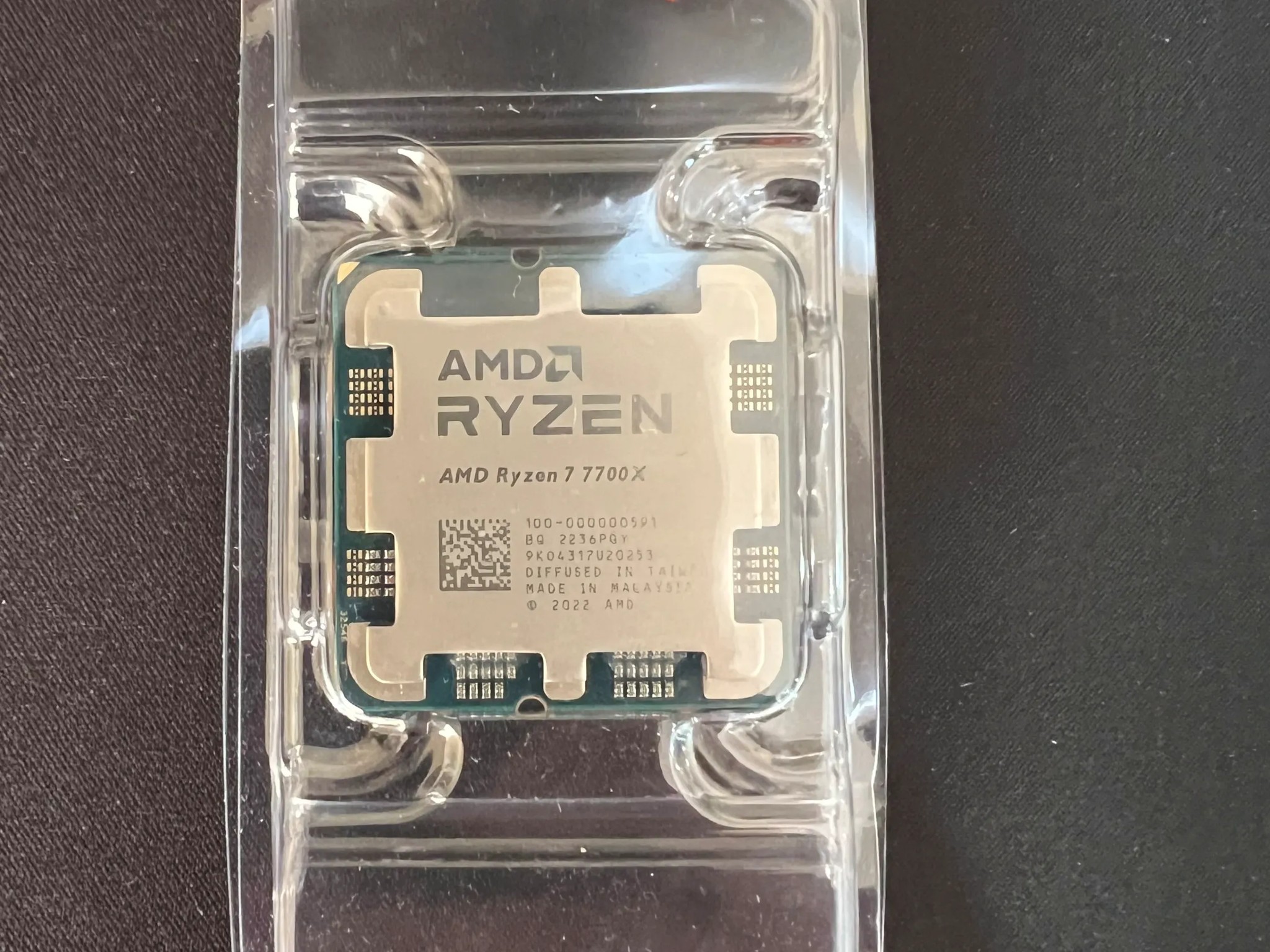 AMD Ryzen 7 7700X 8-Core, 16-Thread Unlocked Desktop Processor