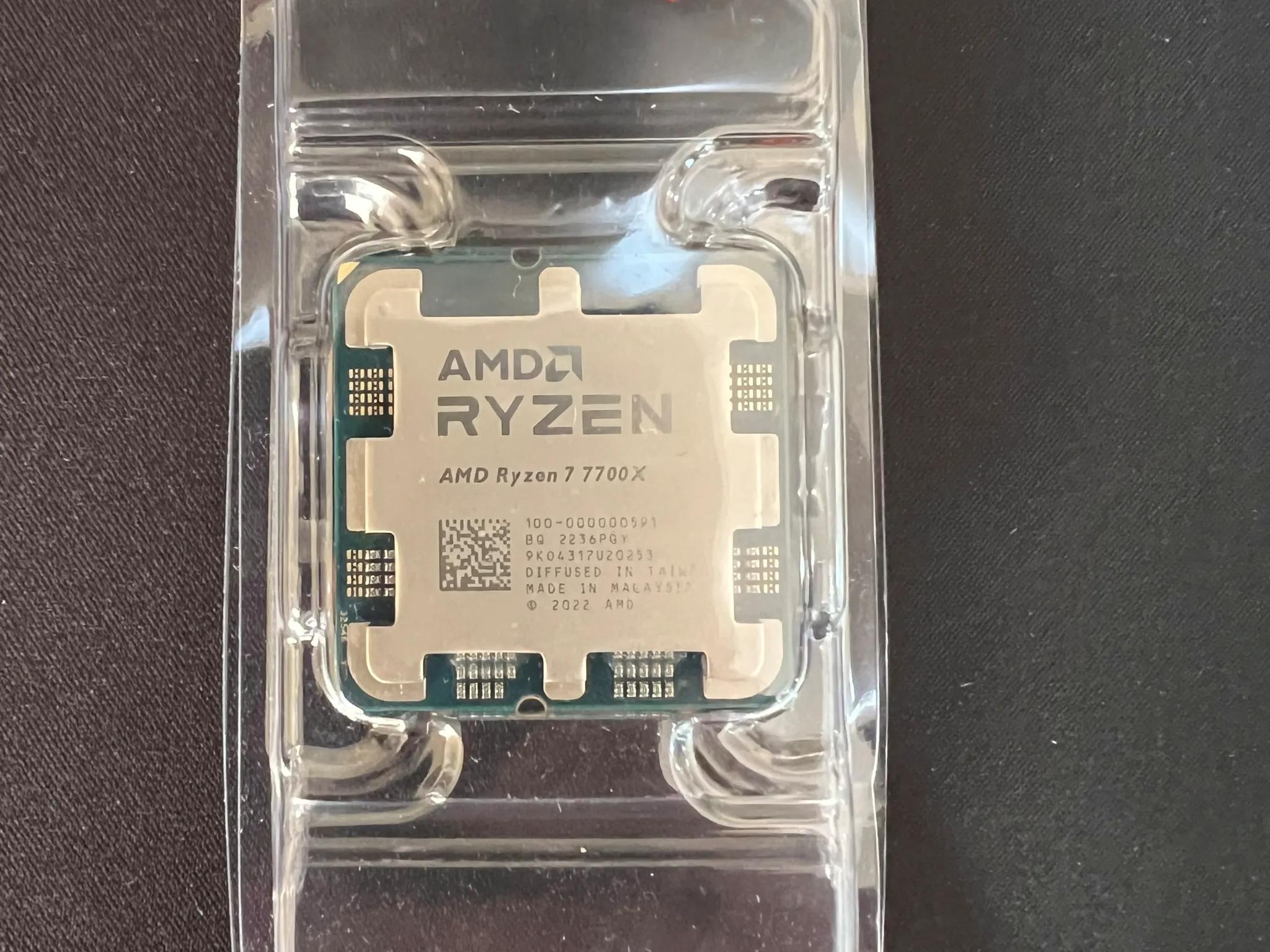 AMD Ryzen 7 7700X 8-Core, 16-Thread Unlocked Desktop Processor