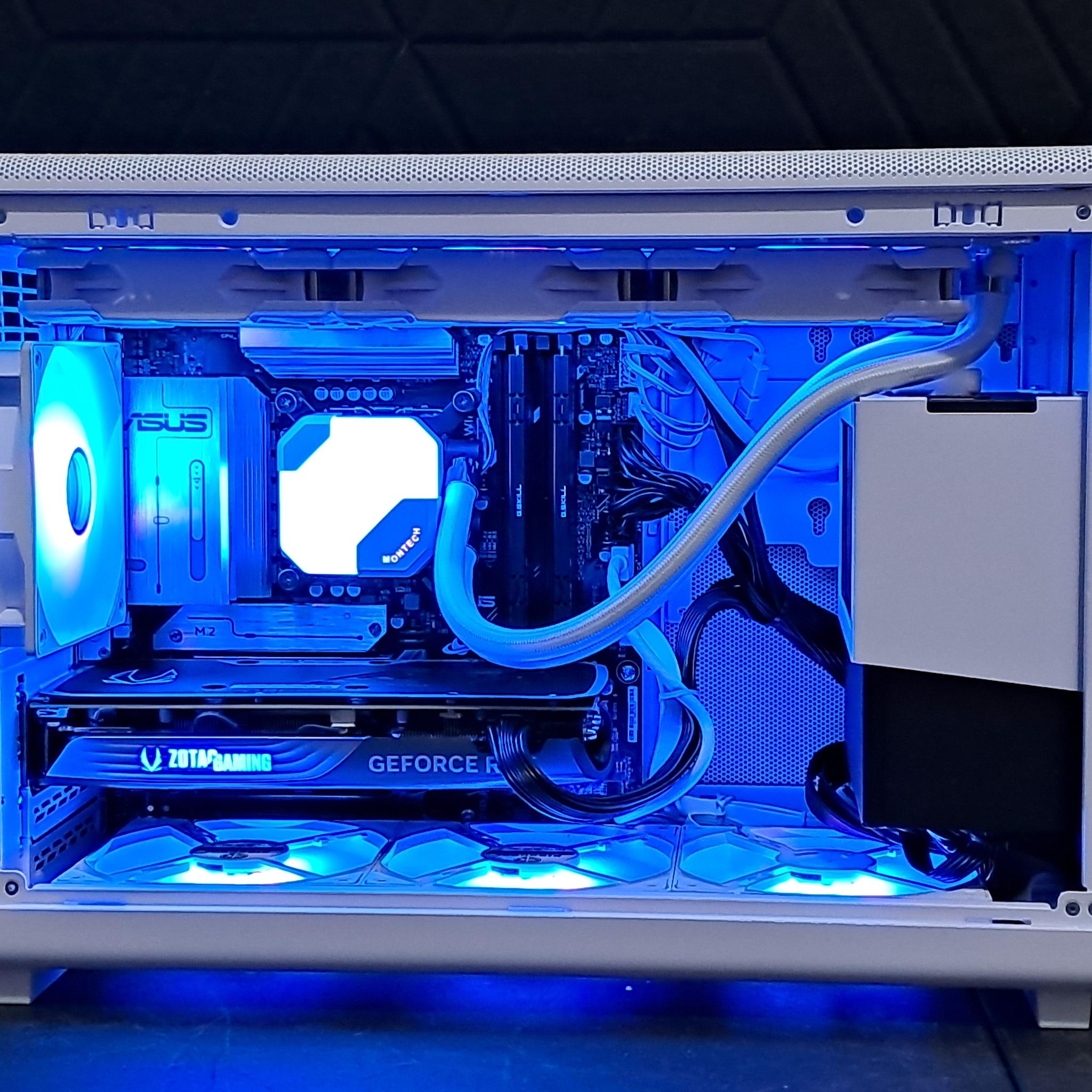 RTX 4070 Super/Core Ultra 5 250KF Plus | 32GB DDR5 | 2TB SSD