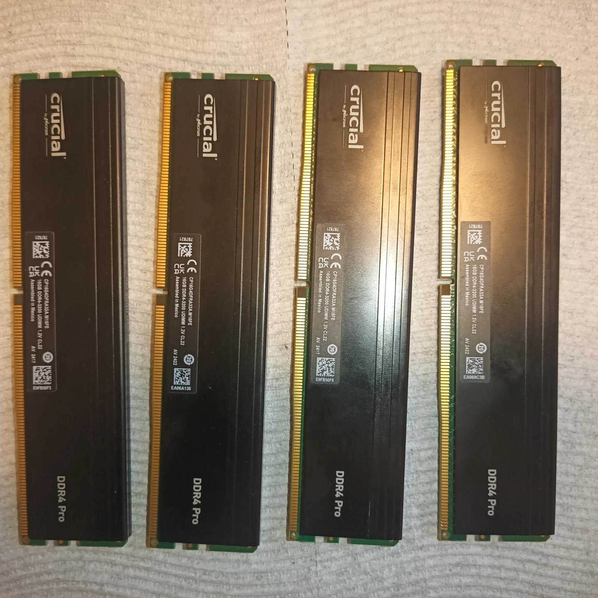 Crucial Pro RAM 64GB Kit (4x16GB) DDR4 3200MHz