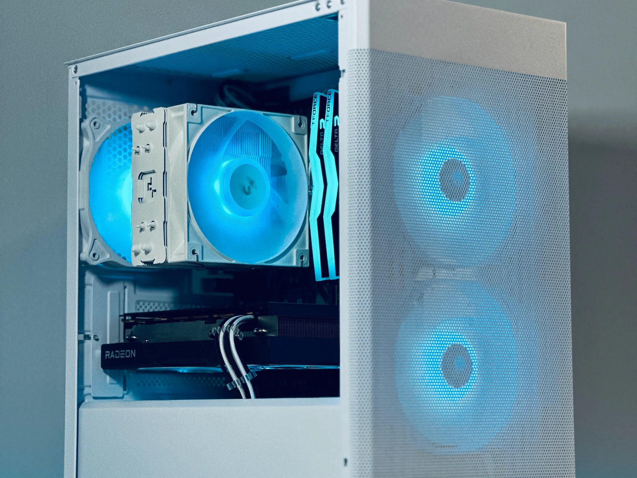 RX 6650XT | AMD Ryzen 7 2700X | 16GB RAM | 1TB SSD | Gaming/Streaming PC WIFI WIN10