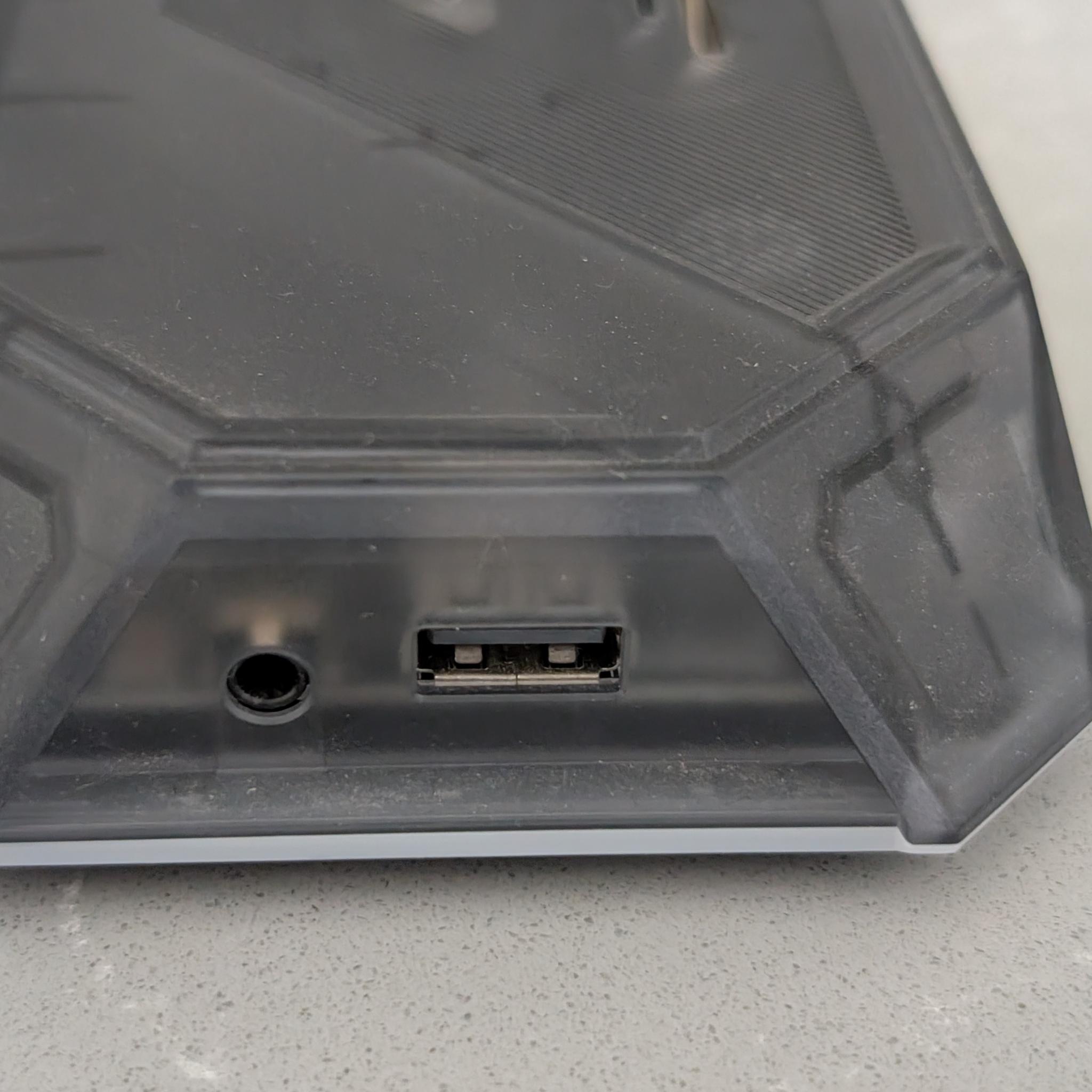 STEAMDECK OLED 2TB + 256GB WITH JSAUX DOCK