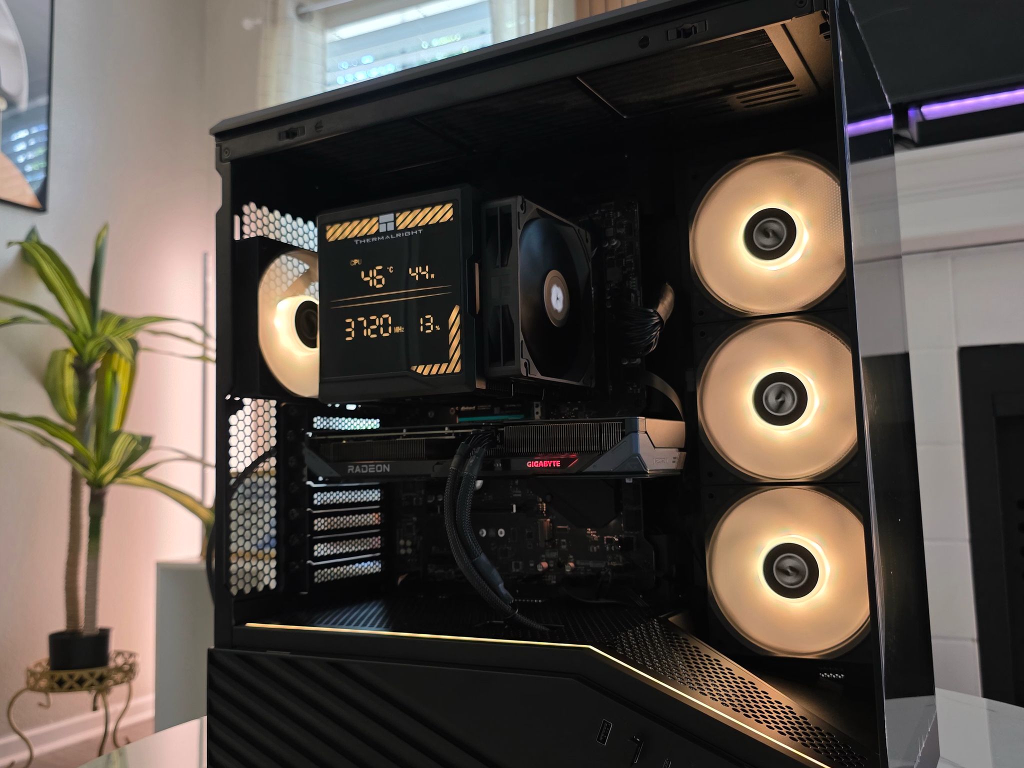 Radeon RX 9060 XT 16GB Custom Gaming PC - Ryzen 5 5600X, 16GB RAM