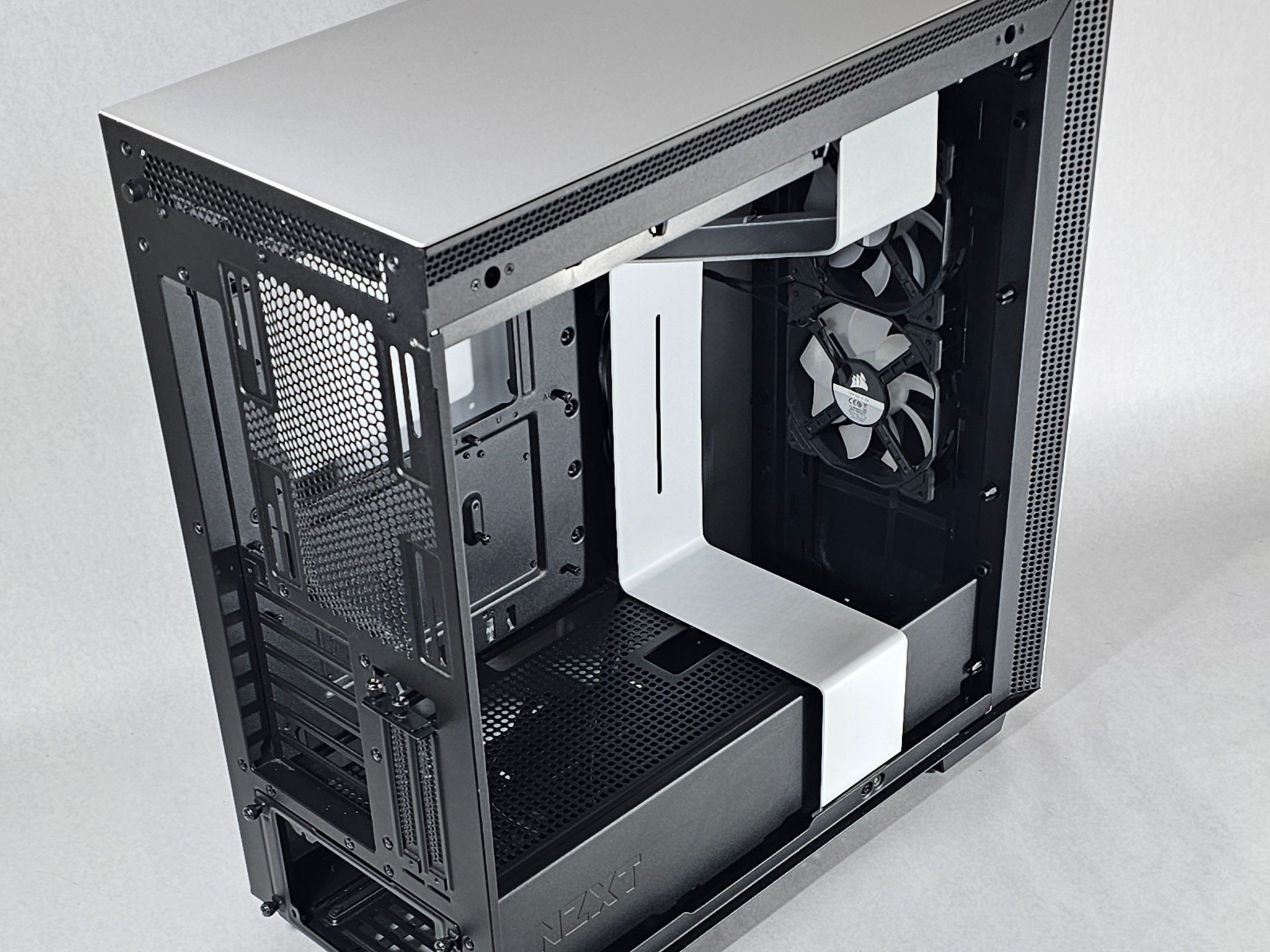 NZXT PC Case with Tempered Glass Side Panel and Front Mesh