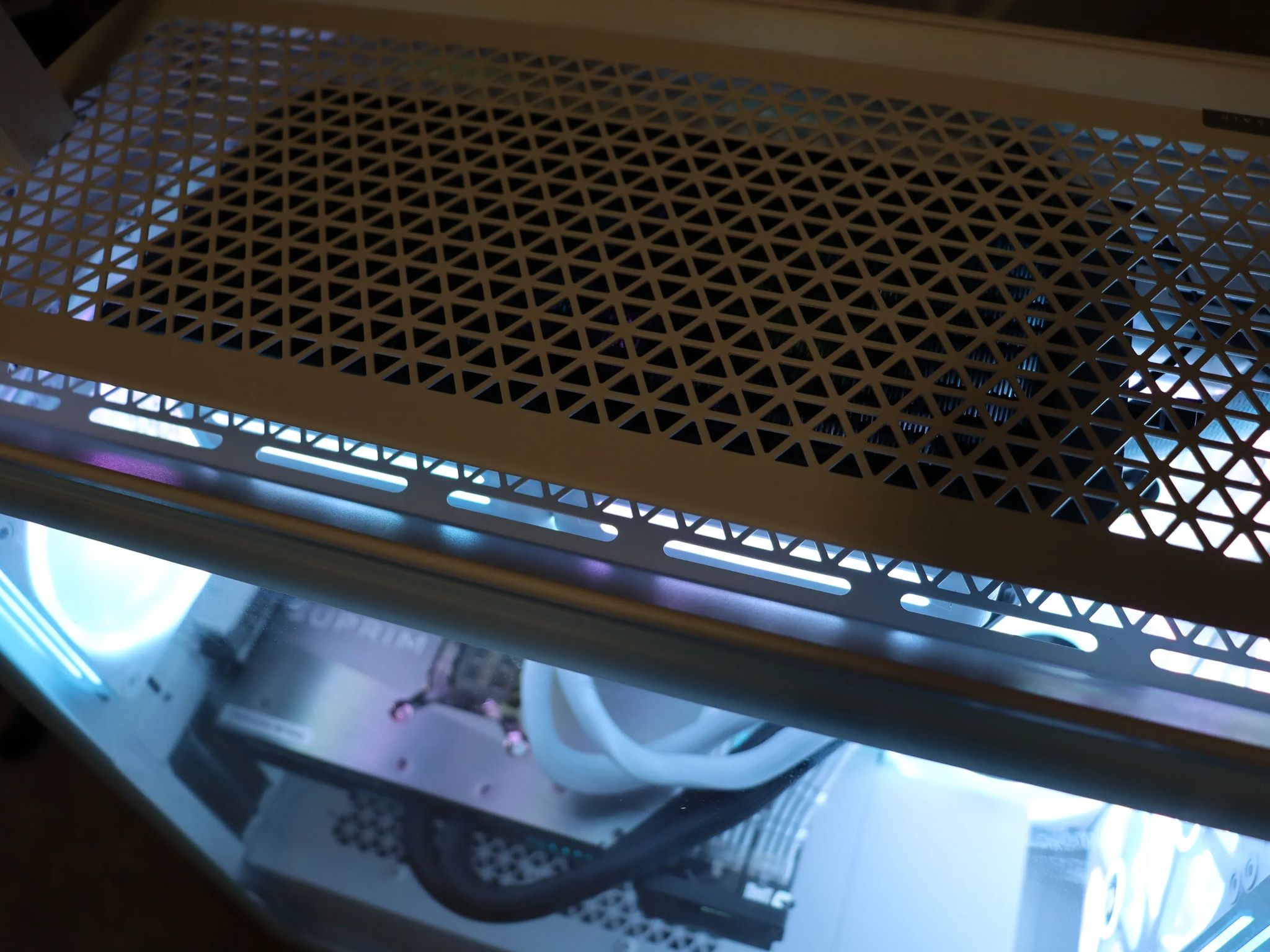 AMD 9800X3D + RTX 4090 Liquid Suprim X Gaming PC