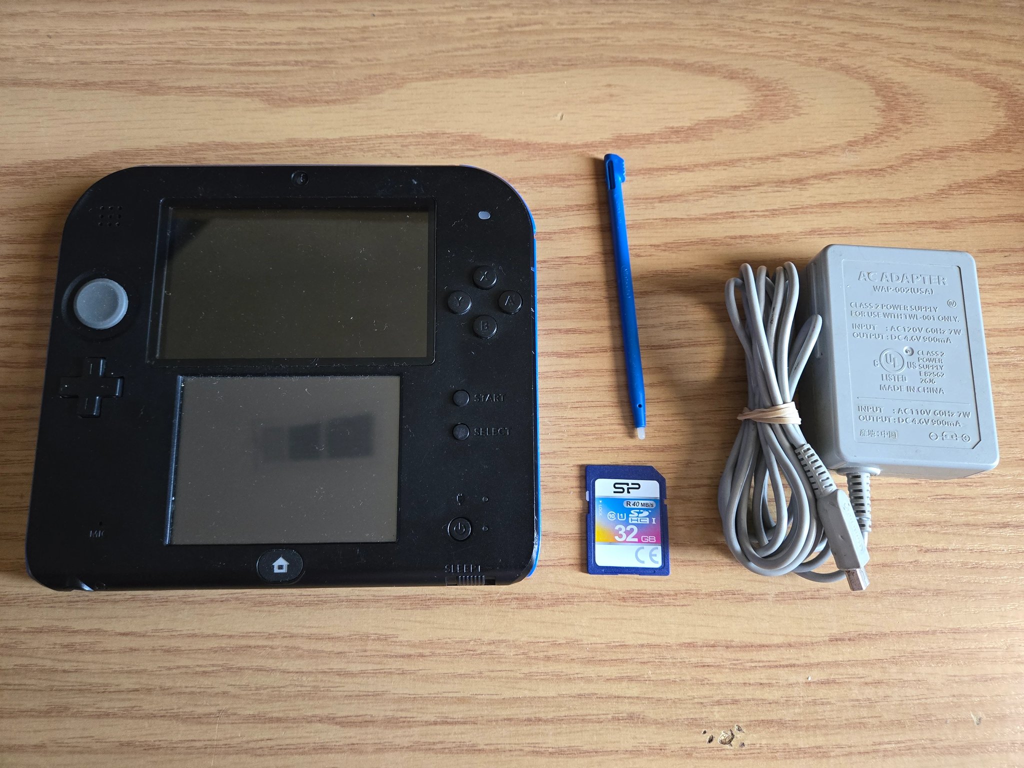 CUSTOM SELLER REFURBISHED Nintendo 2DS Black/Blue Handheld Console Special Multipack