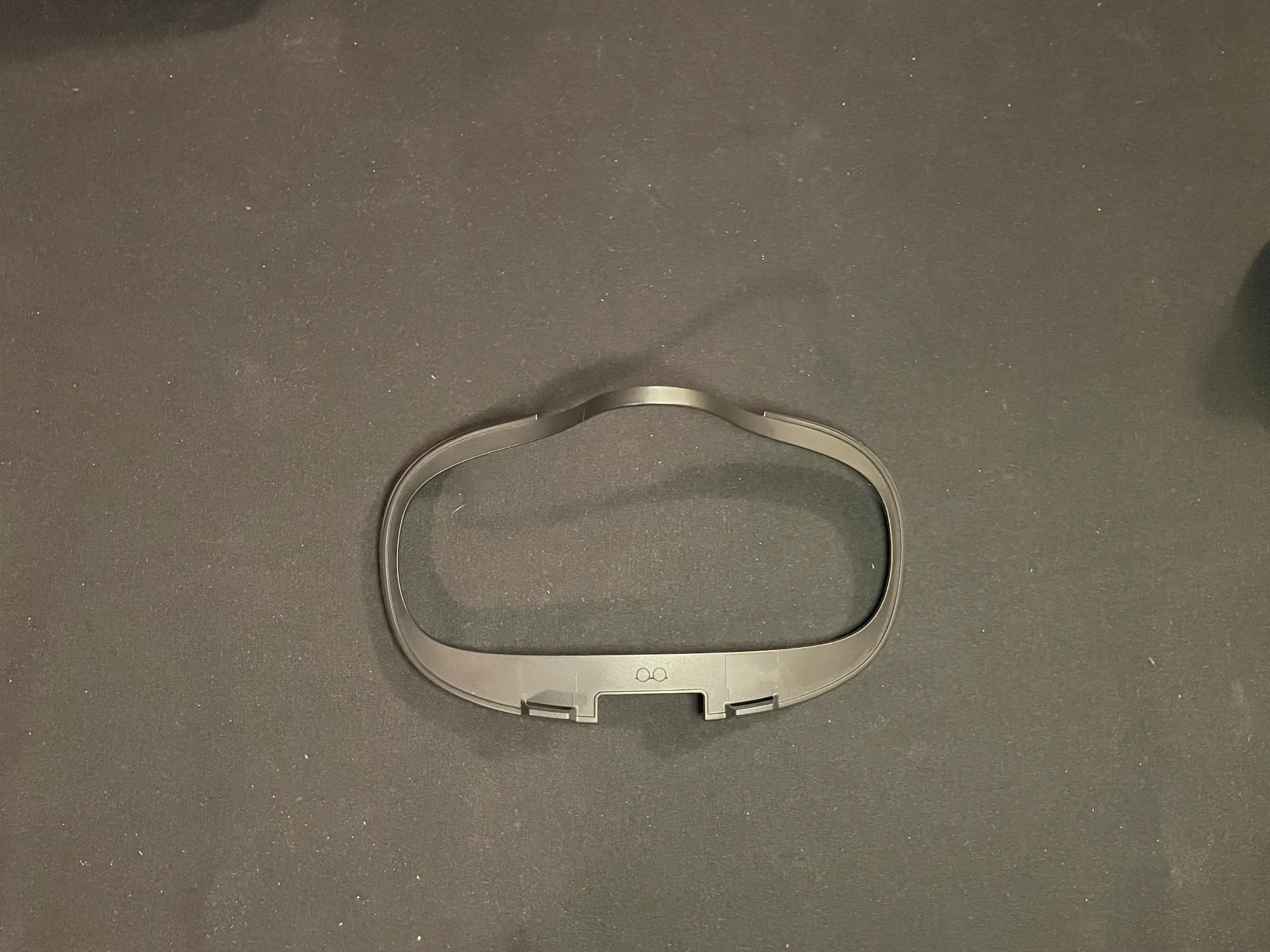 Meta Oculus Quest With Games And Accessories.