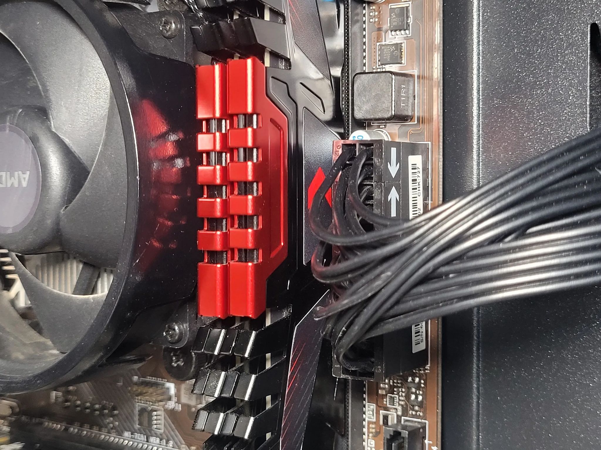 No Frills // 1080-ti // Ryzen 5 1600AF // 16GB // 512GB SSD