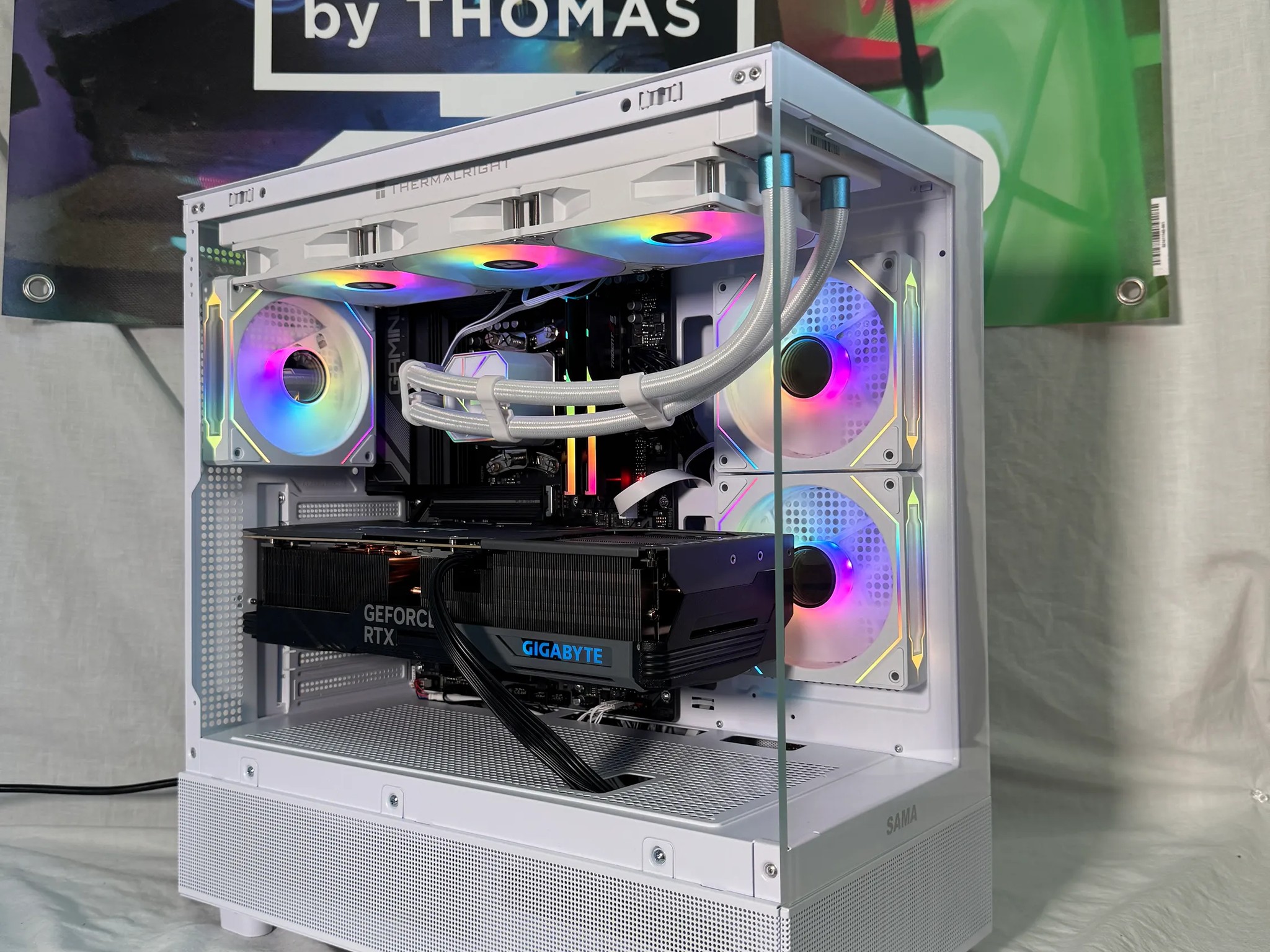 "Project Flash" RTX 4090 Ryzen 7900x Gaming PC