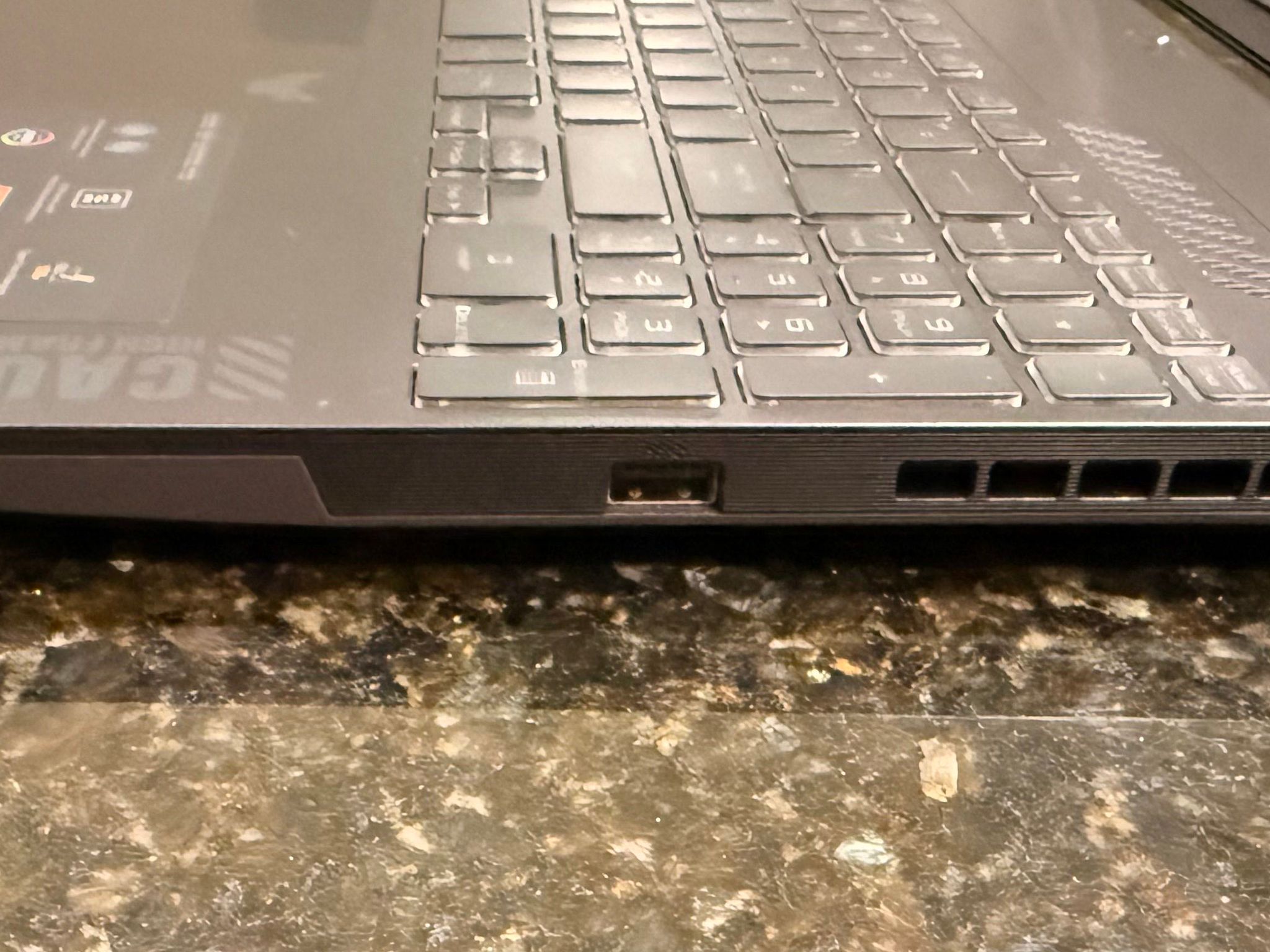 RTX 4070 | 2TB NVMe | 14 CORE CPU | ASUS GAMING LAPTOP | Thunderbolt 4 Port
