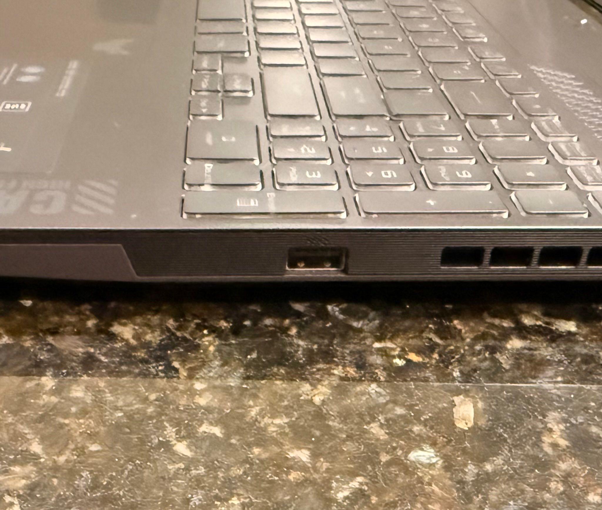 RTX 4070 | 2TB NVMe | 14 CORE CPU | ASUS GAMING LAPTOP | Thunderbolt 4 Port