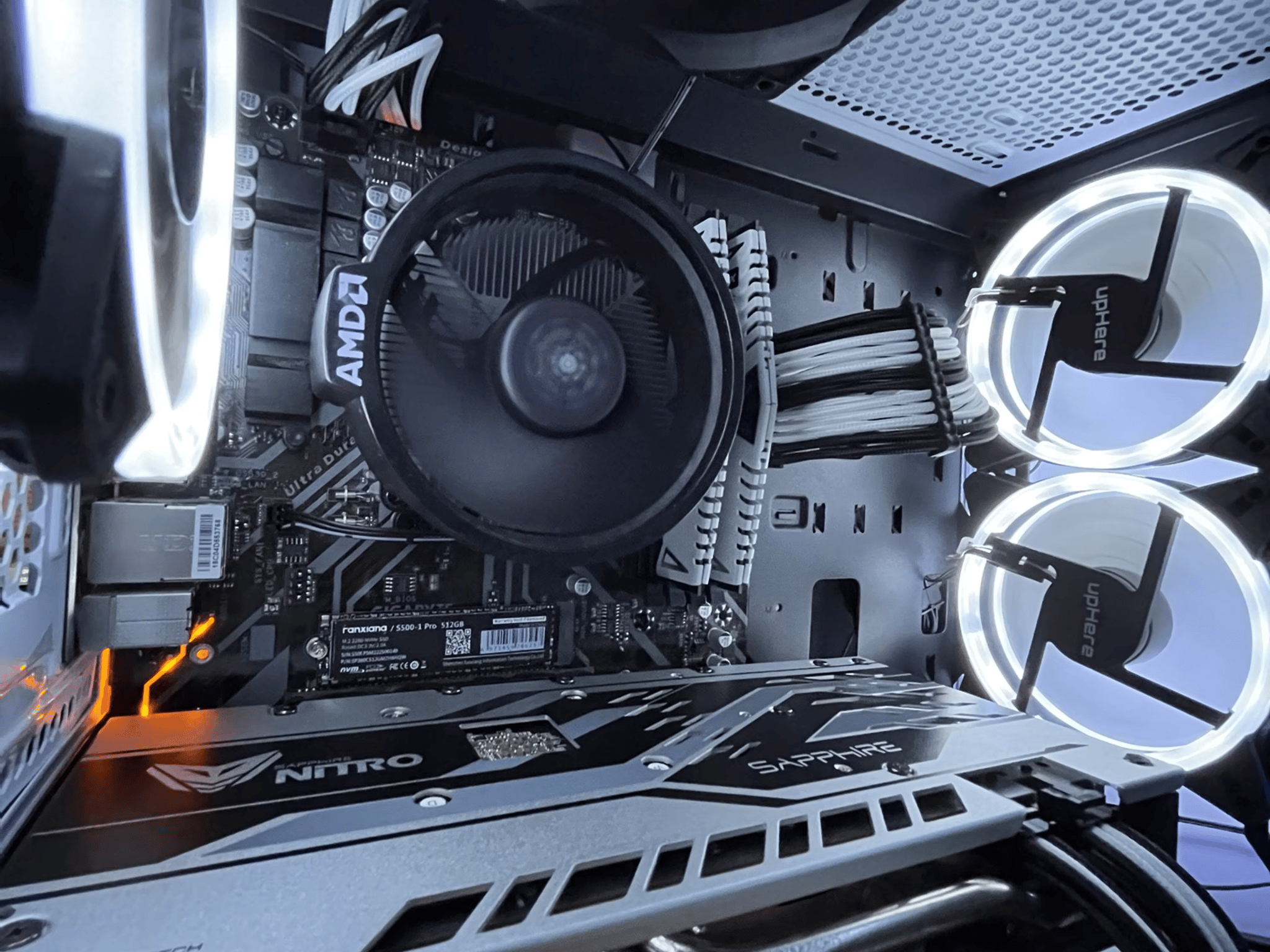 White Spade | Entry Level Gaming PC | Ryzen 3 3200G | RX 570 4GB