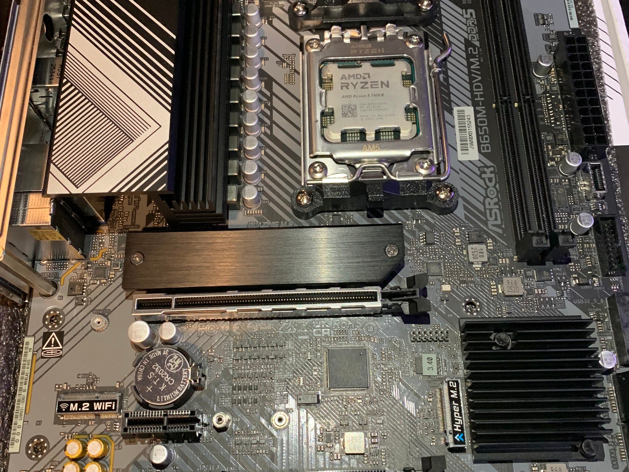 AMD Ryzen 5 7600X AM5 6-Core 12-thread CPU + ASRock B650MHDV/M.2 MicroATX Motherboard Combo