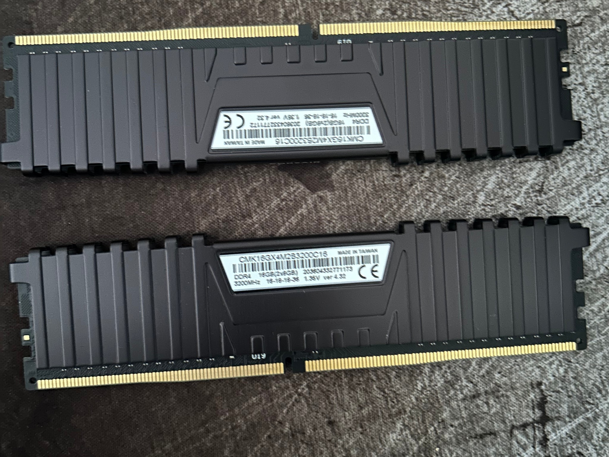 Corsair Vengeance LPX 16GB (2X8GB) DDR4 3200 MHz
