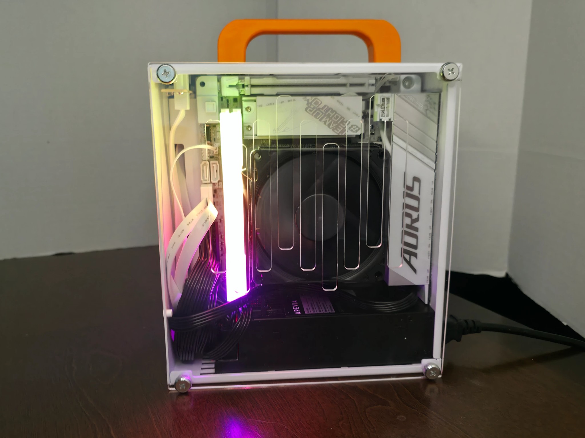 NEW Mini ITX Compact Portable Gaming PC for Travel