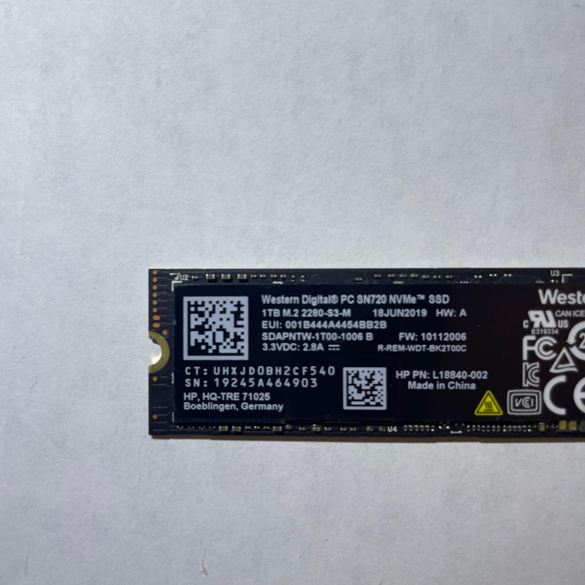 Western Digital M.2 1TB NVMe SSD SN720