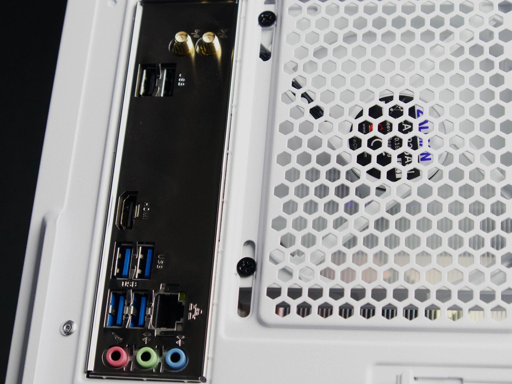 🌨️🖤Iceberg🖤🌨️ RTX 3060 Ti  🧊 Ryzen 5 5500 🧊 16GB DDR4 🧊 1TB NVMe