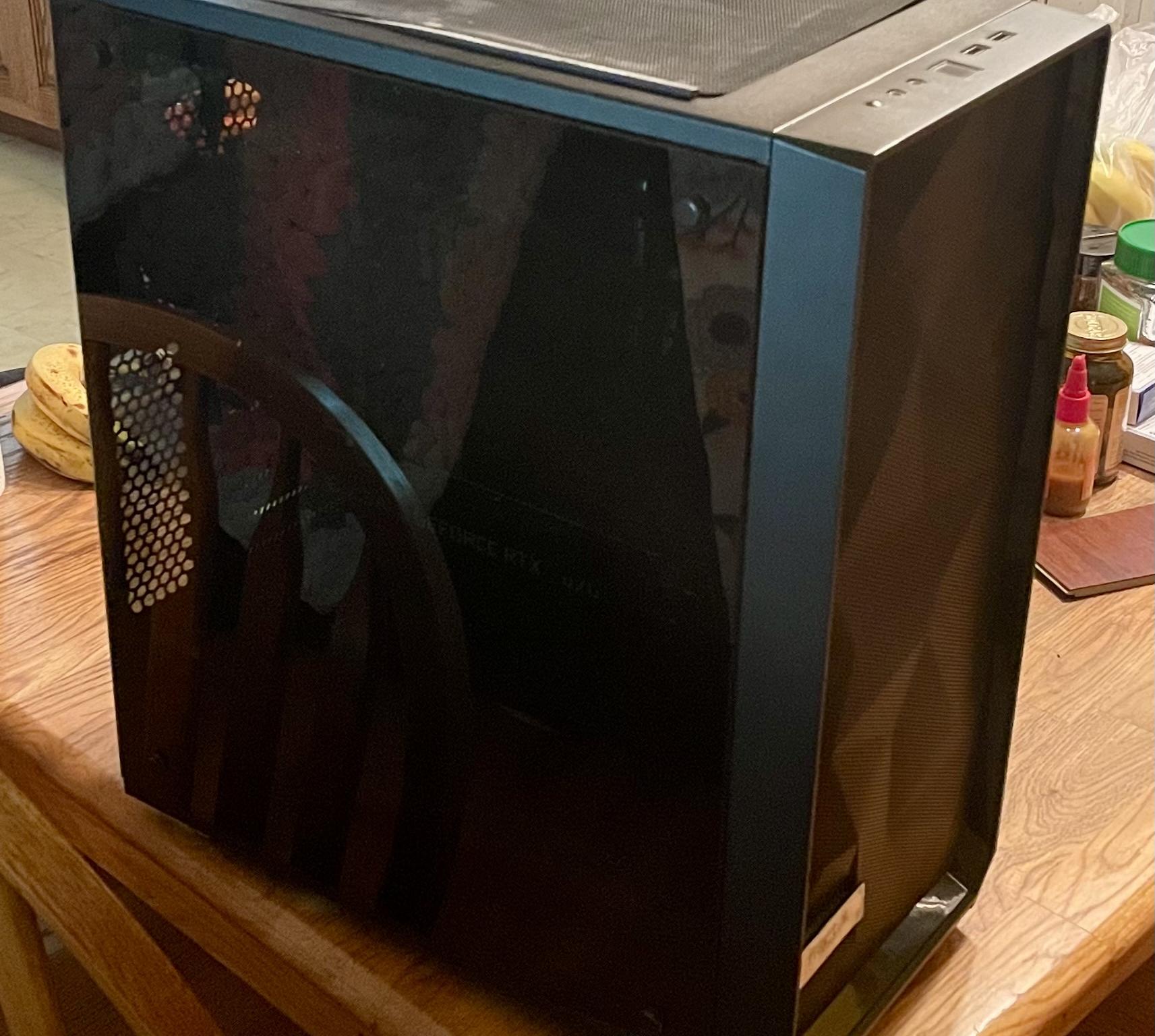 Gaming PC! RTX 3070, RYZEN 7 3700X, 16 GB RAM