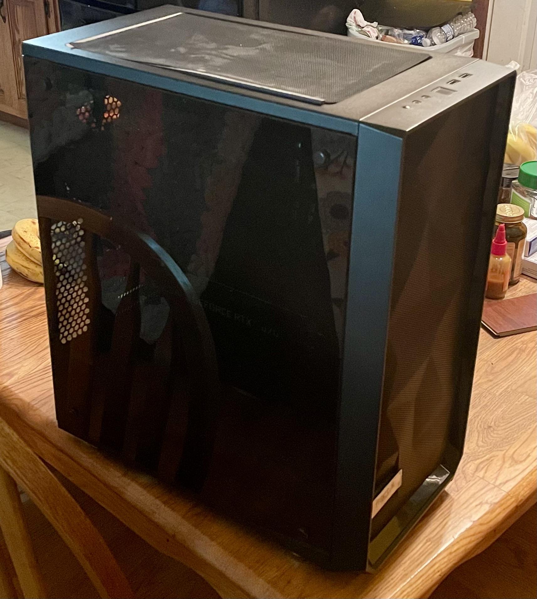 Gaming PC! RTX 3070, RYZEN 7 3700X, 16 GB RAM