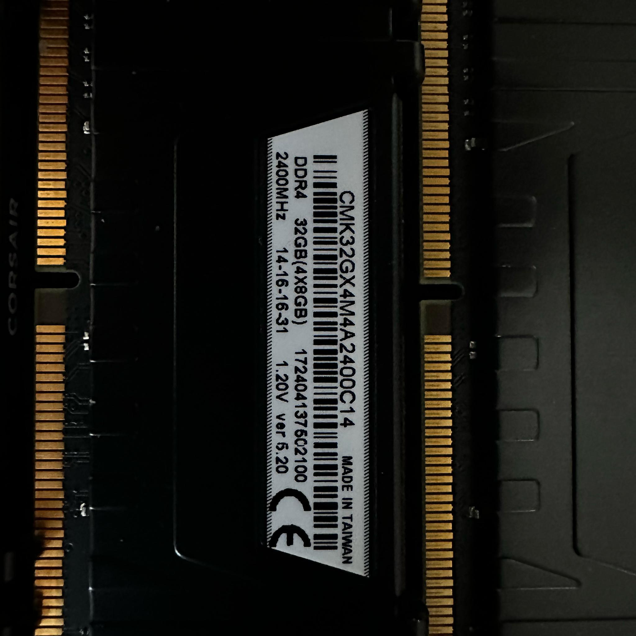 Corsair Vengeance LPX 32GB (4 x 8GB) DDR4-2400
