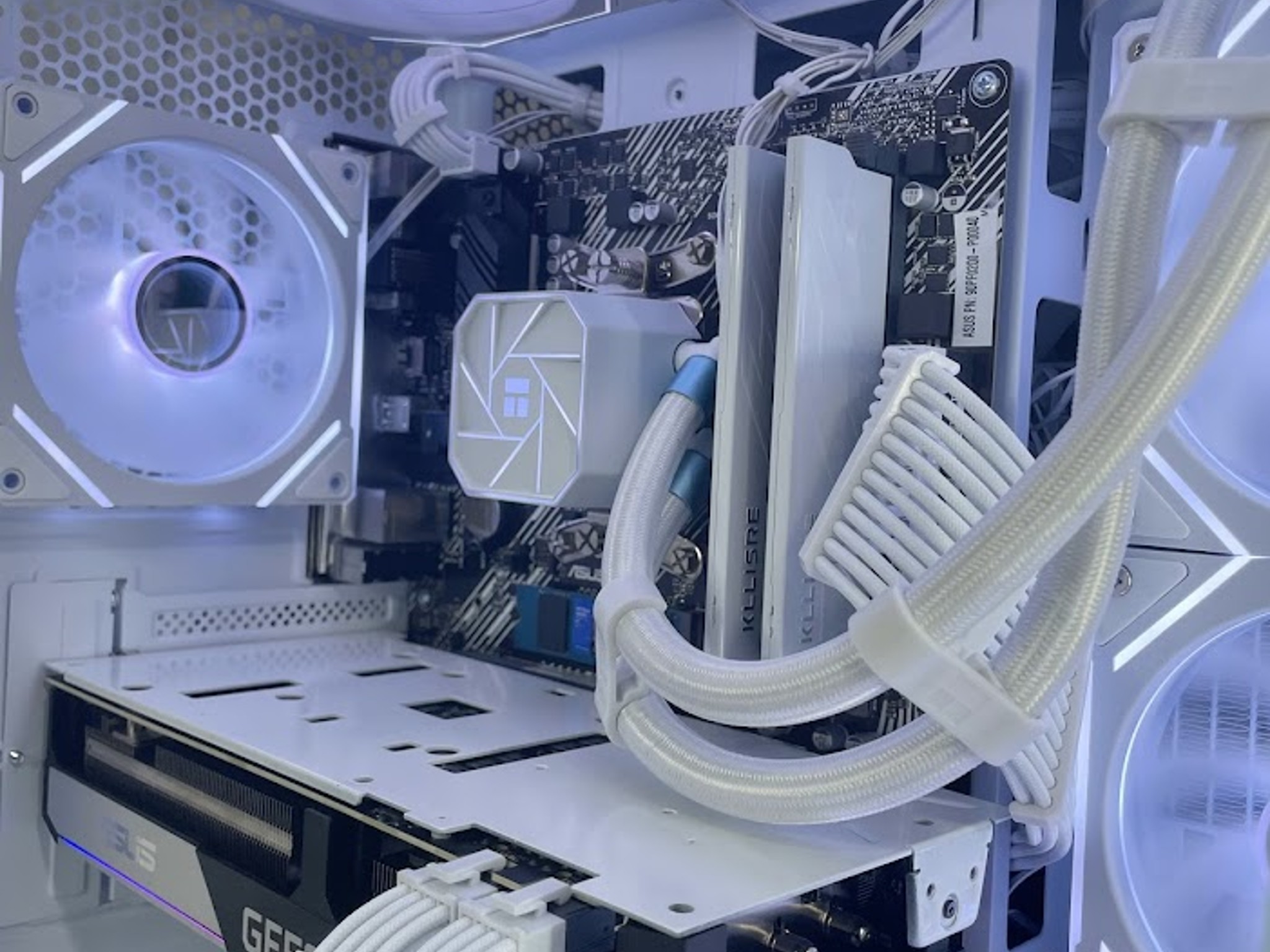 Gaming PC | Ryzen 7 5800x | RTX 3070 | 32GB DDR4