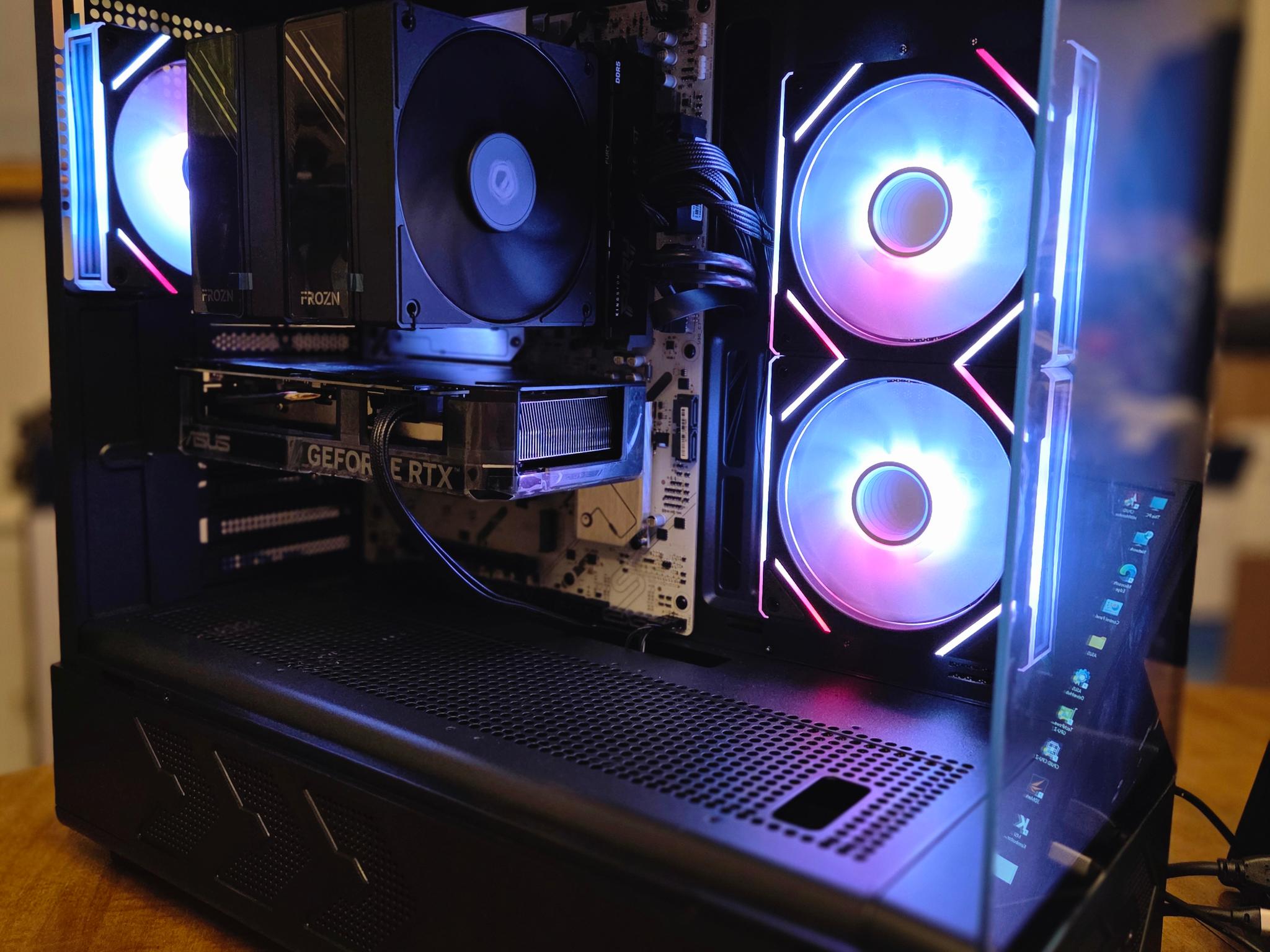 ASUS Gaming PC Build, R7 7700x-ASUS 4070 EVO OC-32GB Kingston-2TB WD Blue S5000