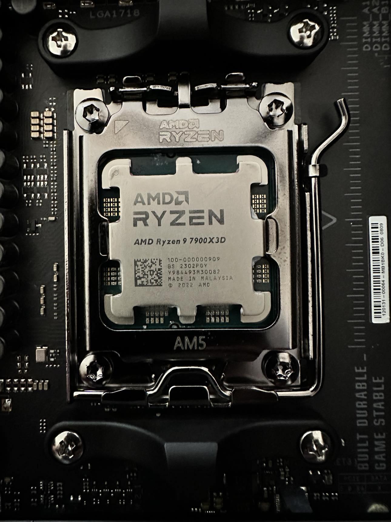 CPU/Motherboard Combo! AMD Ryzen 9 7900X3D with an ASUS TUF X670E Plus WIFI motherboard