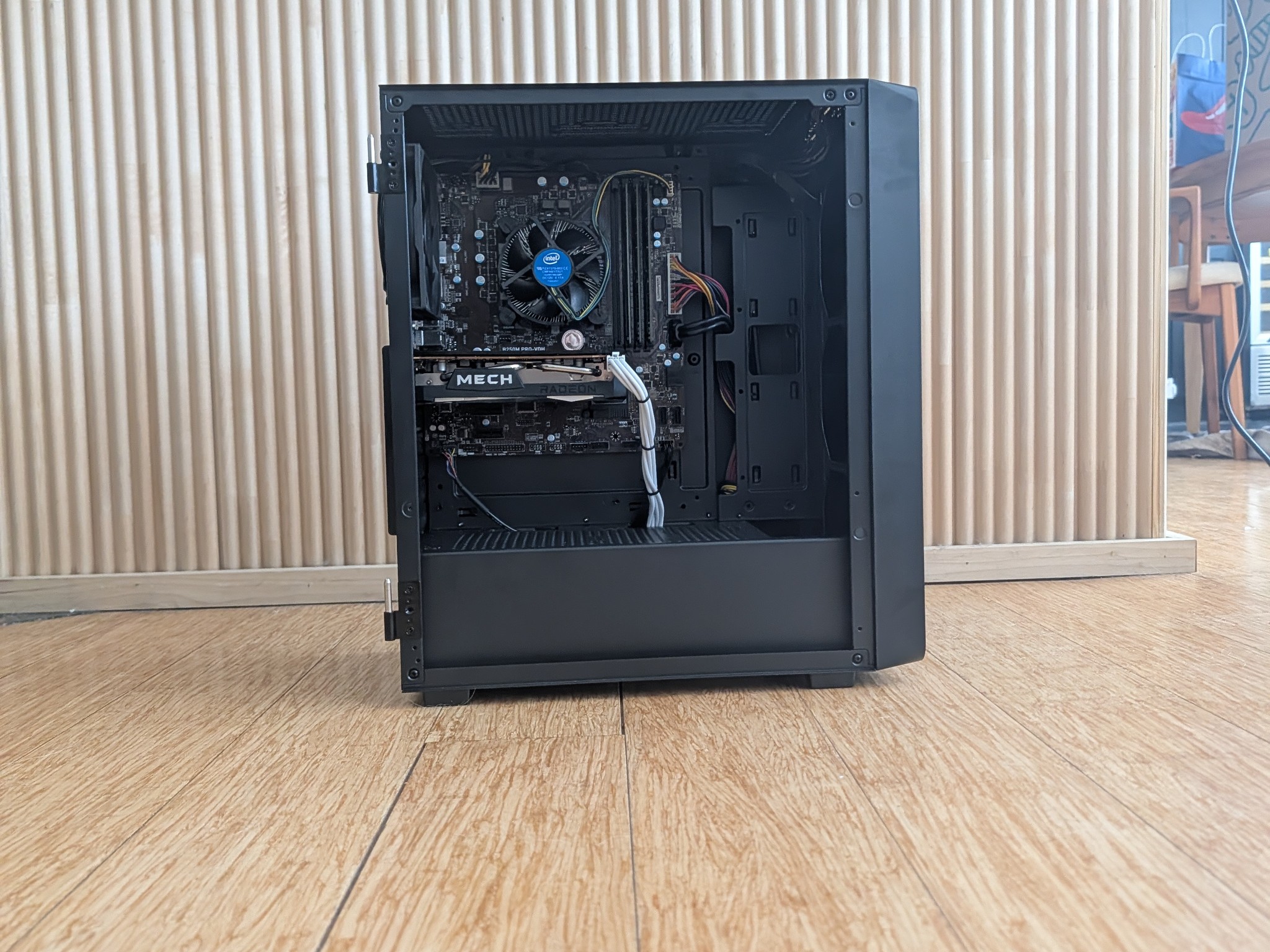 Custom Gaming PC | RX 6500 XT | I7 6700 | 16GB | 256GB NVME | |