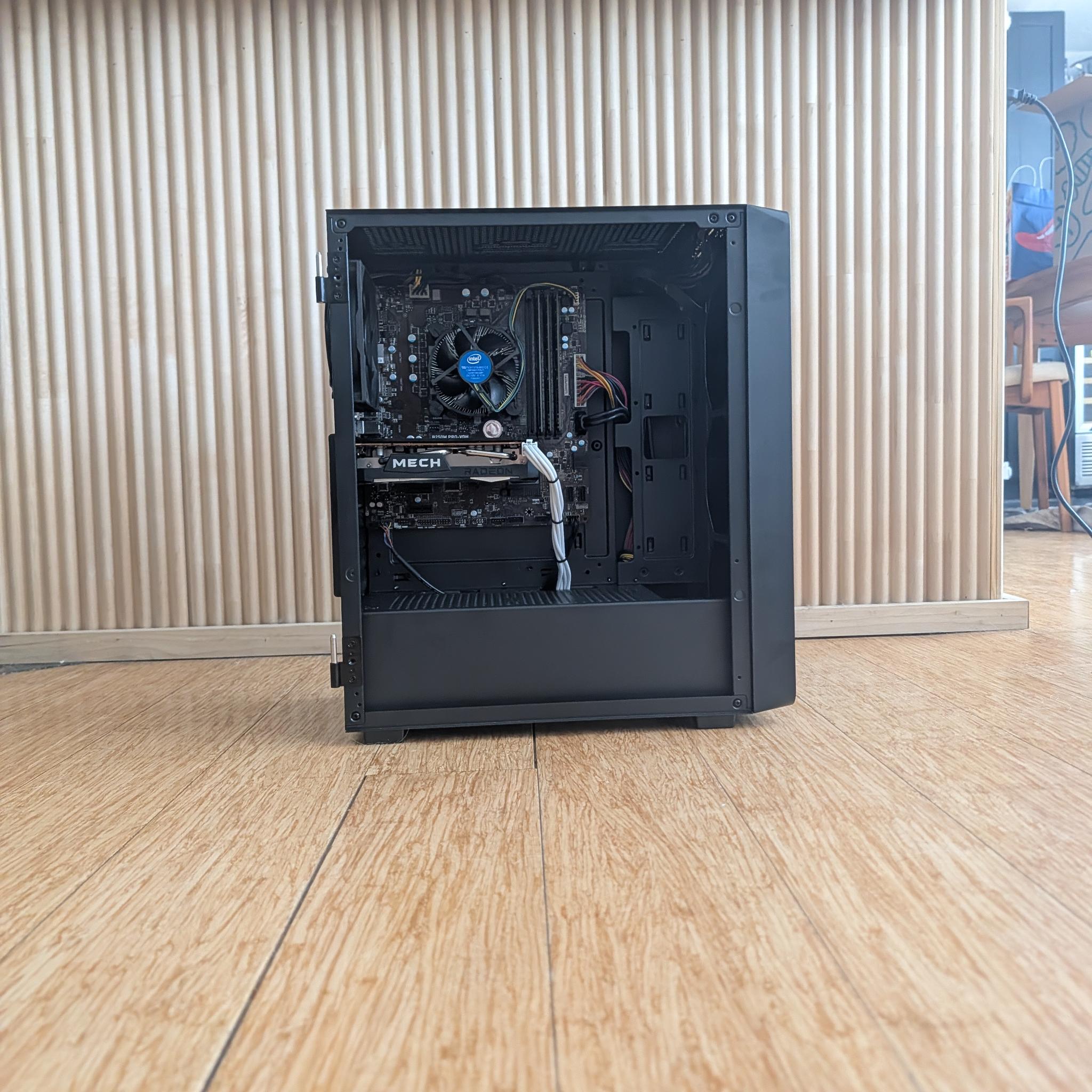 Custom Gaming PC | RX 6500 XT | I7 6700 | 16GB | 256GB NVME | |