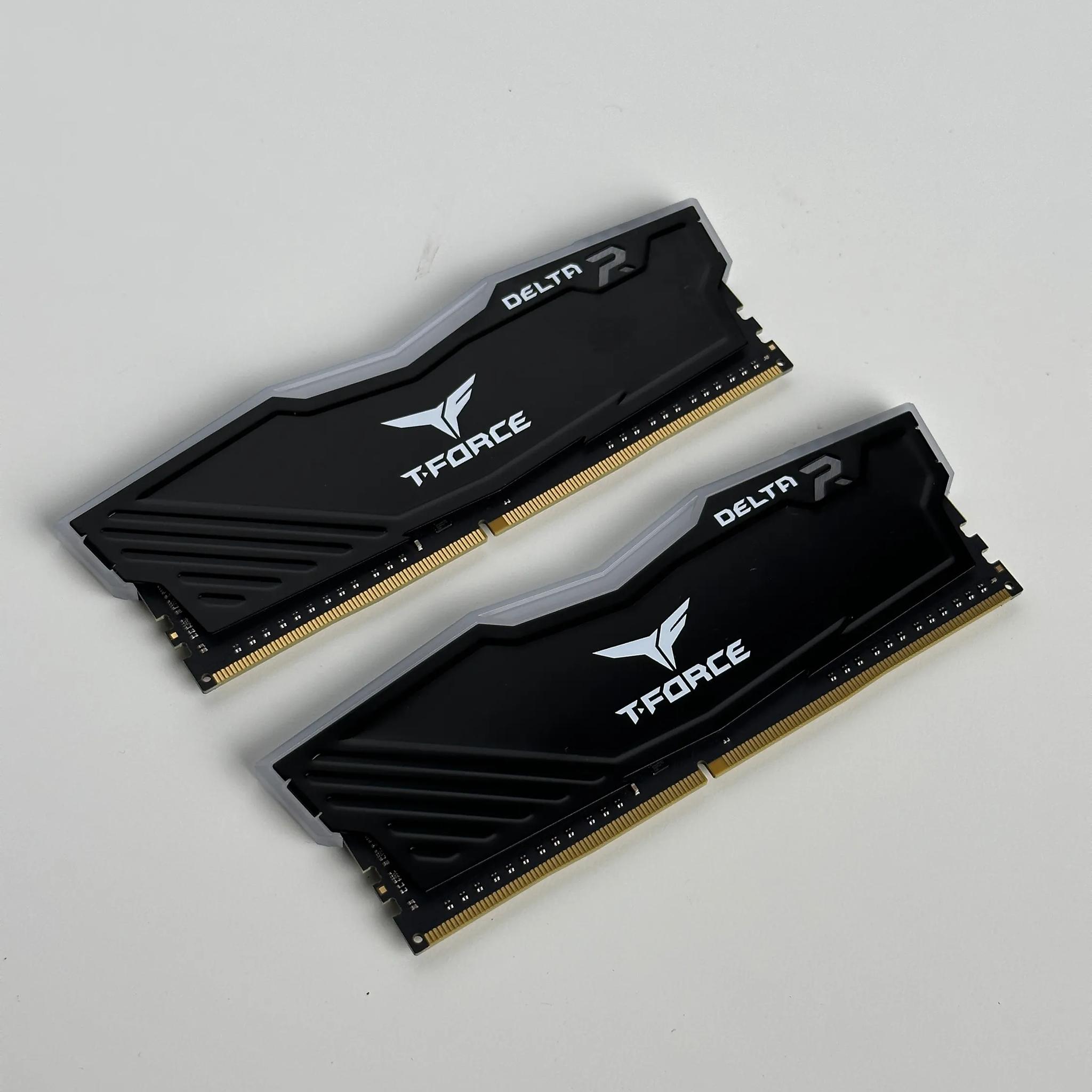TeamGroup T-Force Delta RGB DDR4 2x8GB 3600Mhz CL18