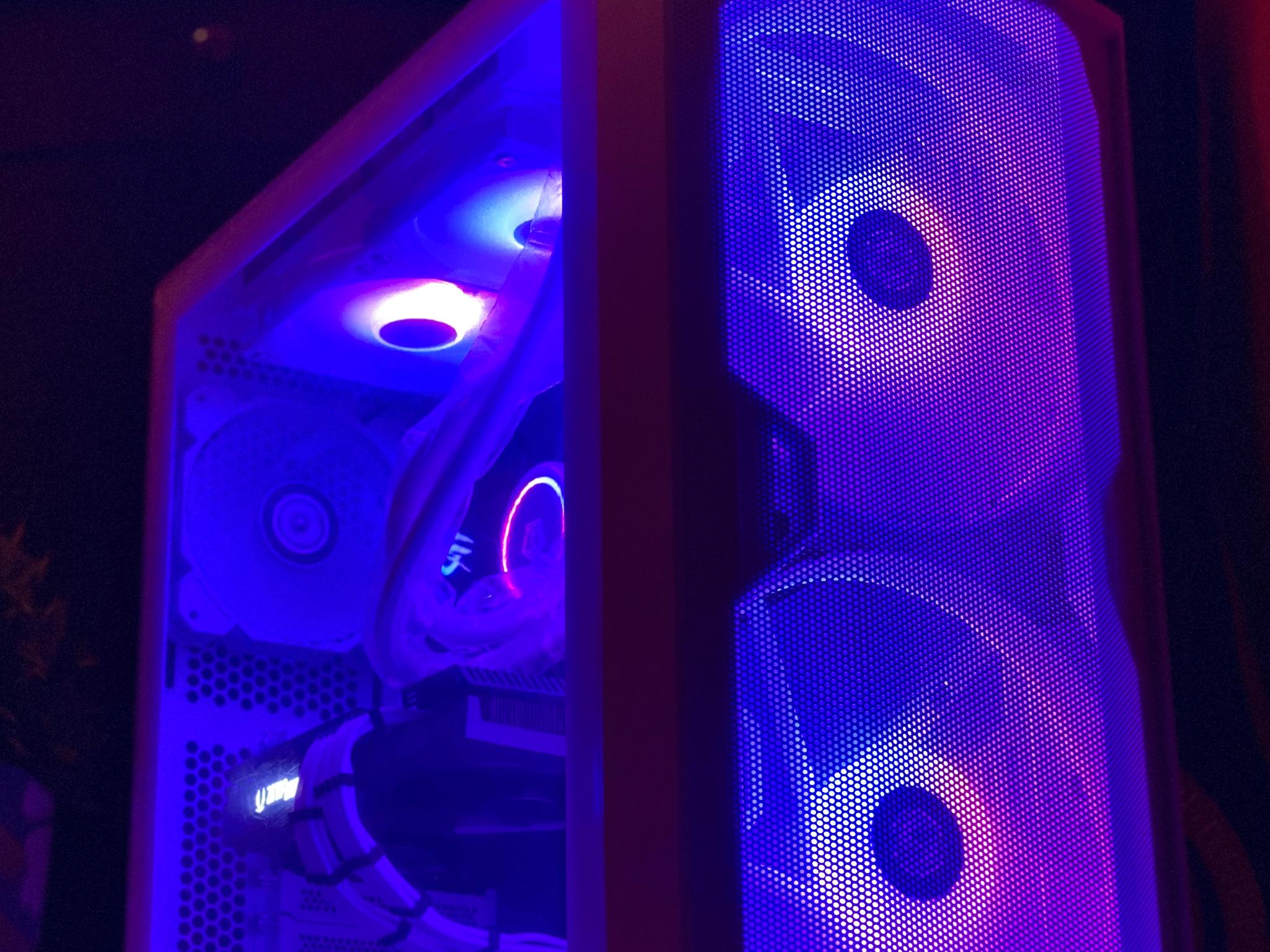 ゴースト 👻|RoG StriX| RTX 3070|Ryzen 7 5700G| 32GB RAM| 2TB M.2 NVMe SSD| Windows 11 Pro