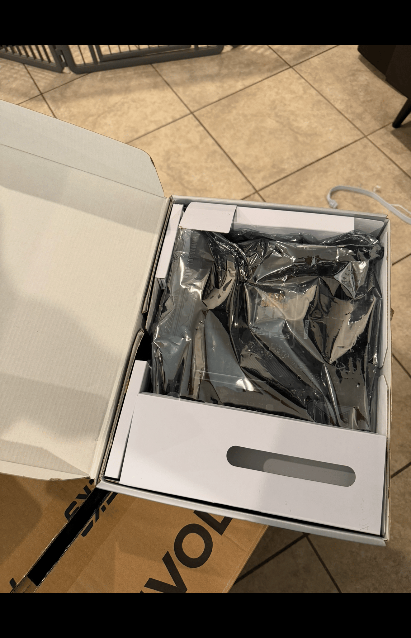ASUS TUF GAMING Z790-PLUS WIFI