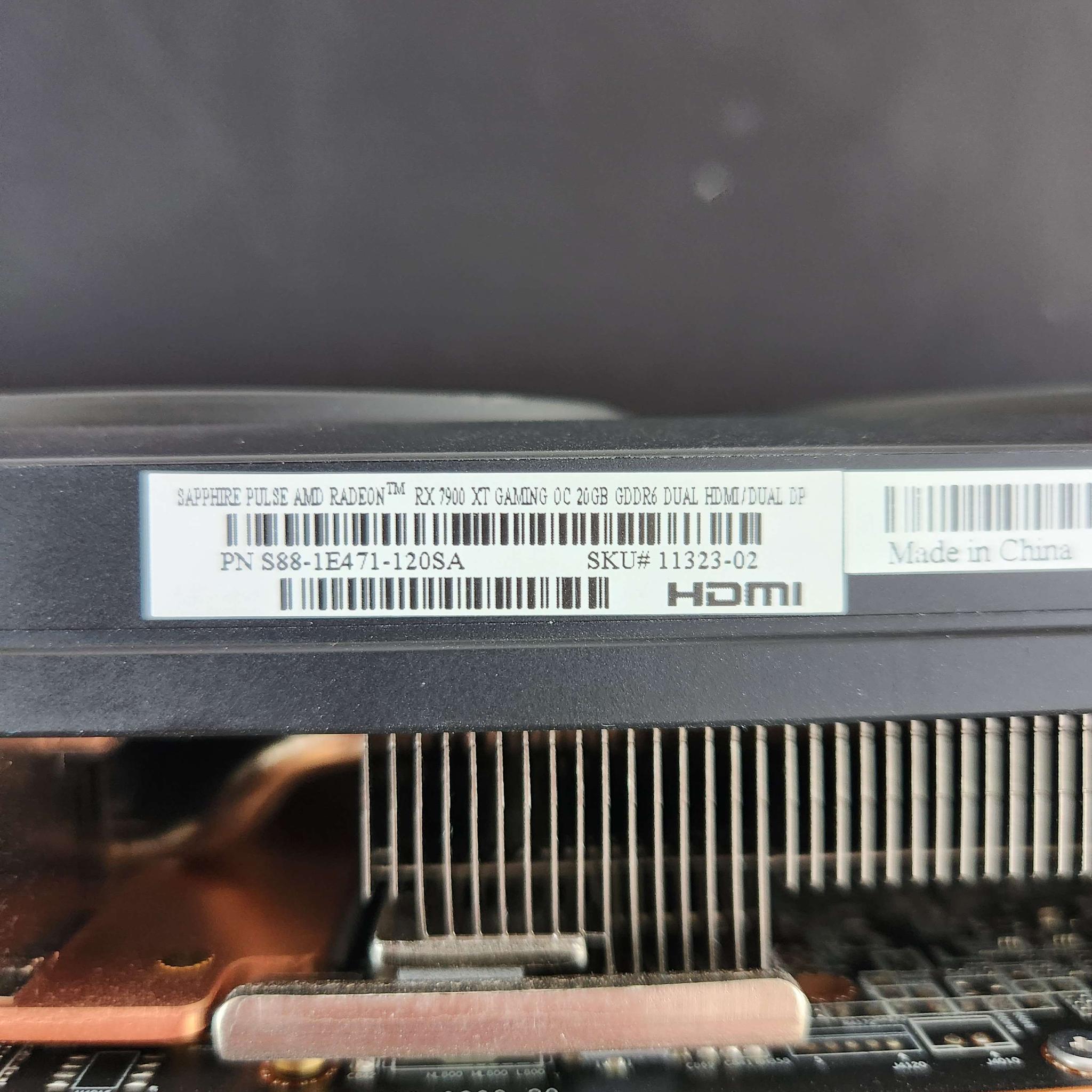 Sapphire PULSE Radeon RX 7900 XT