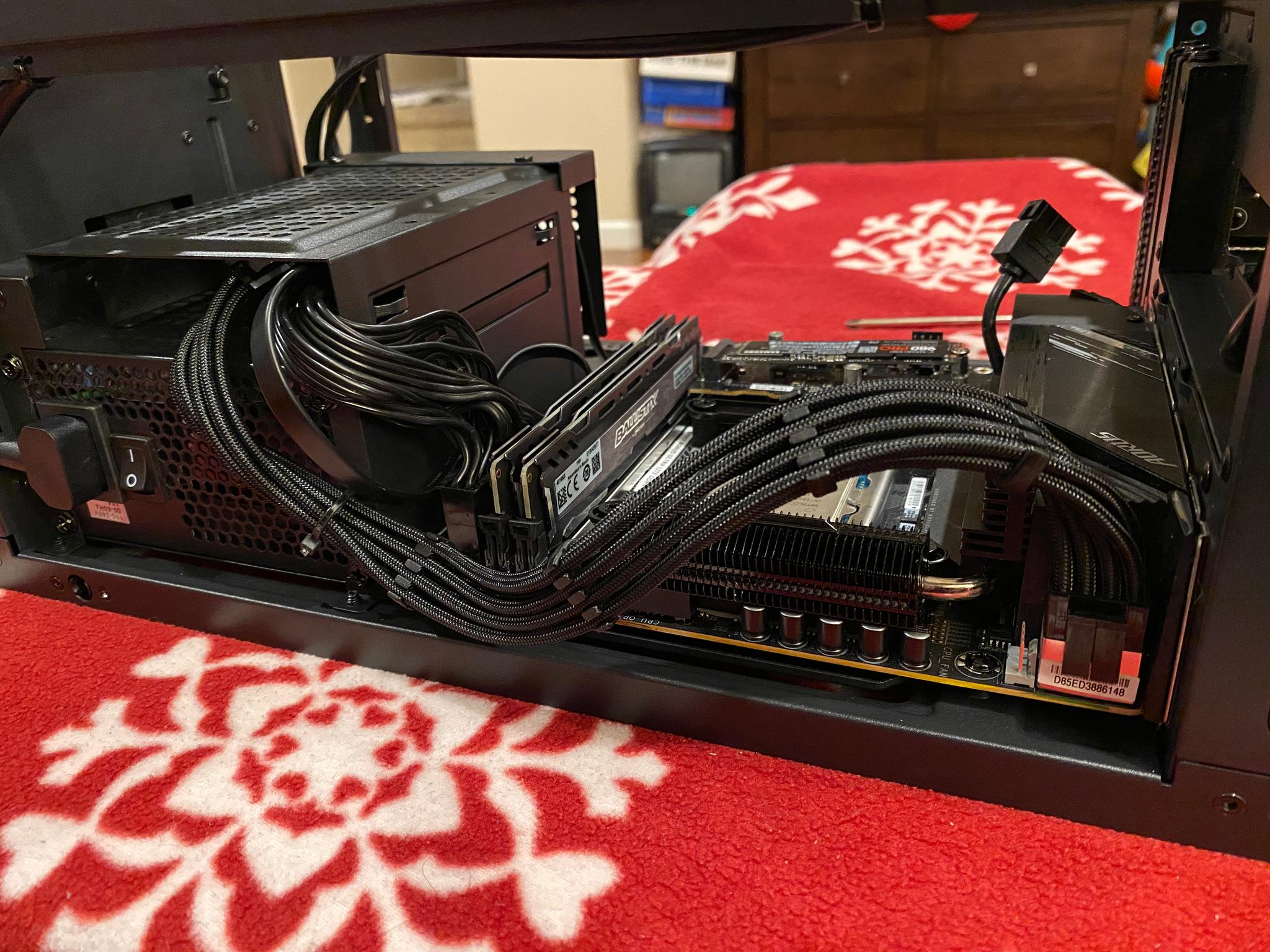 “Hyte Beast” Custom Z690i | 12600K | RTX 3080 | 32GB RAM | 2TB m.2 | 4TB SSD