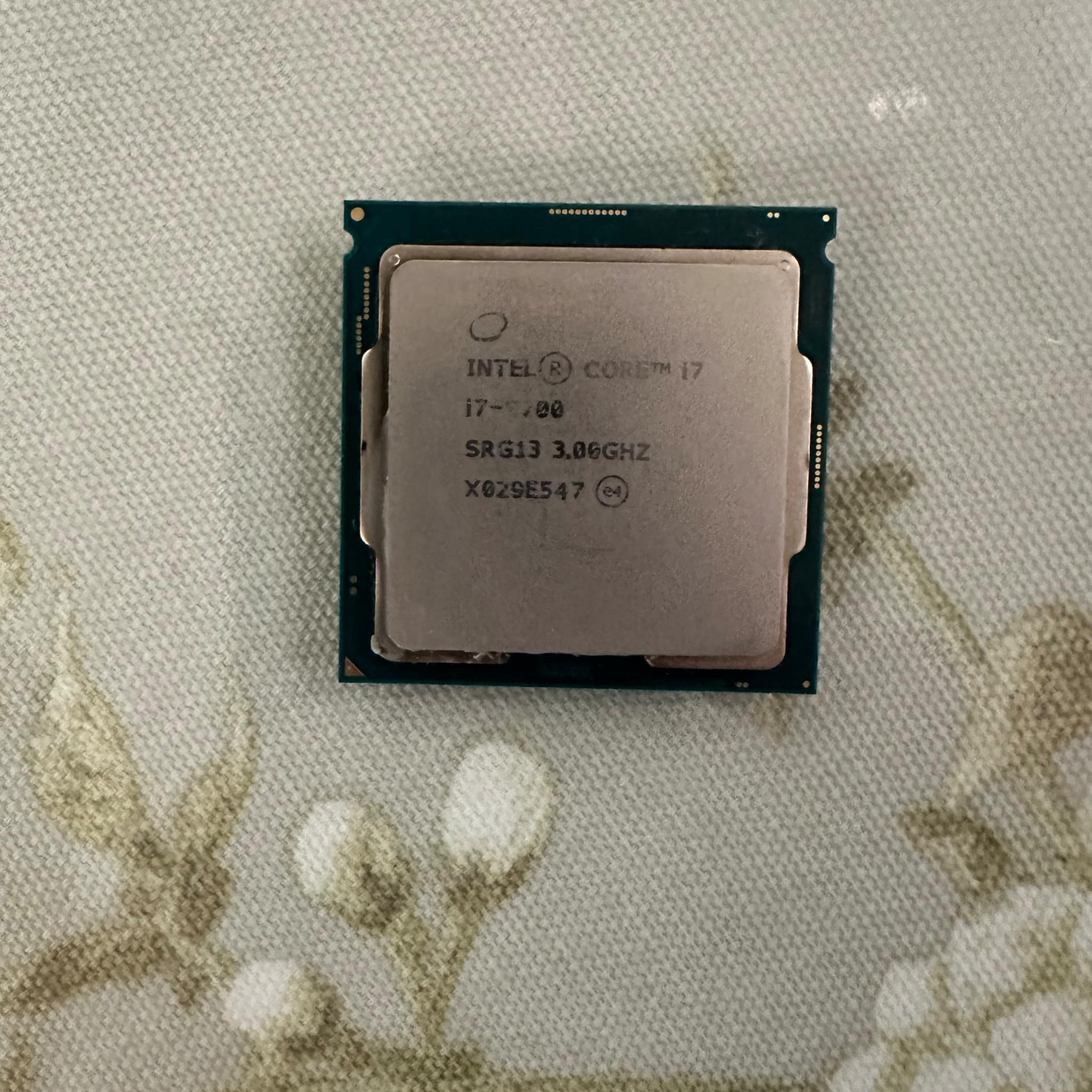 Intel Core i7-9700 + Gigabyte Z390 I AORUS Pro WiFi-CF Combo