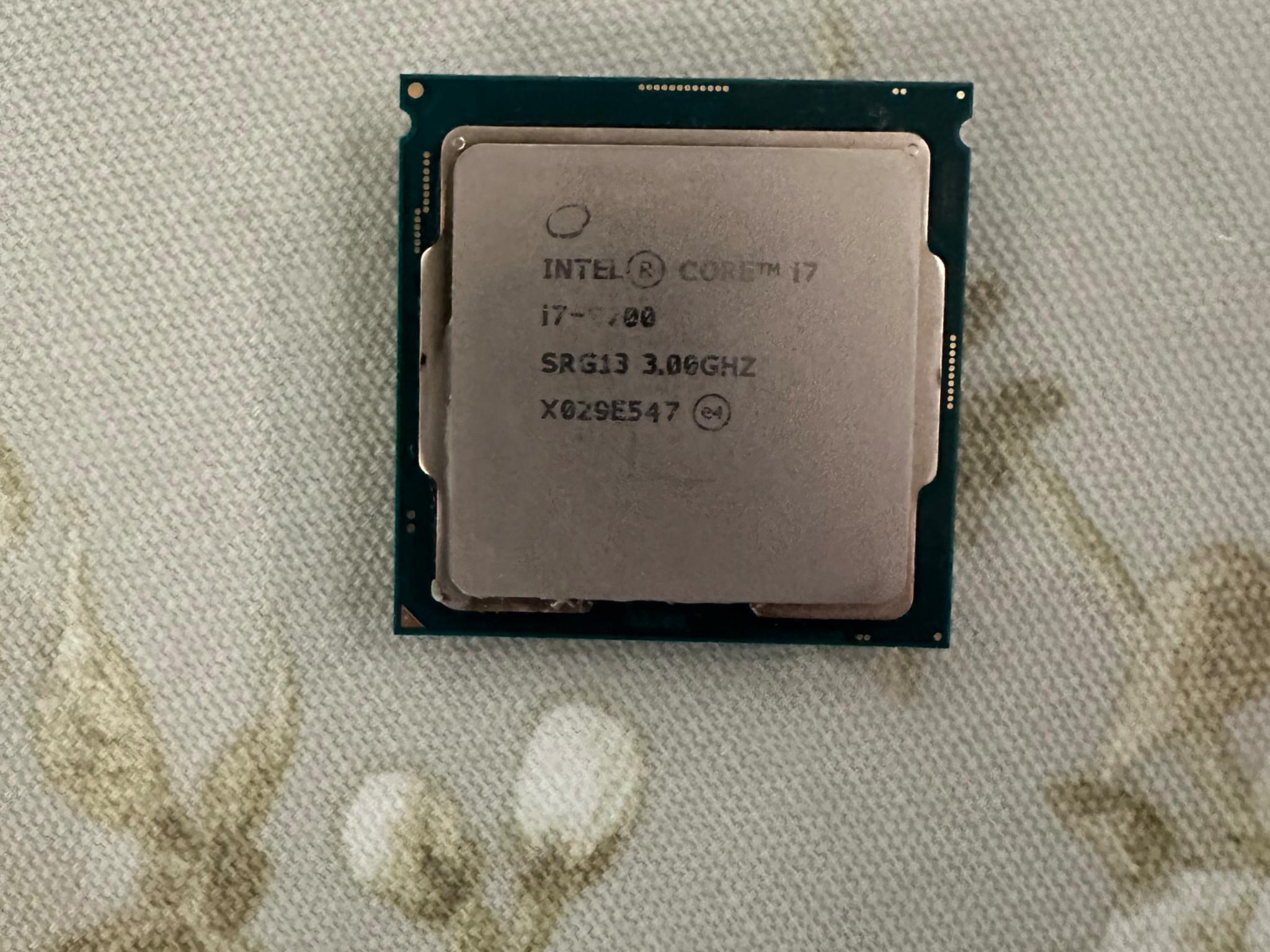 Intel Core i7-9700 + Gigabyte Z390 I AORUS Pro WiFi-CF Combo