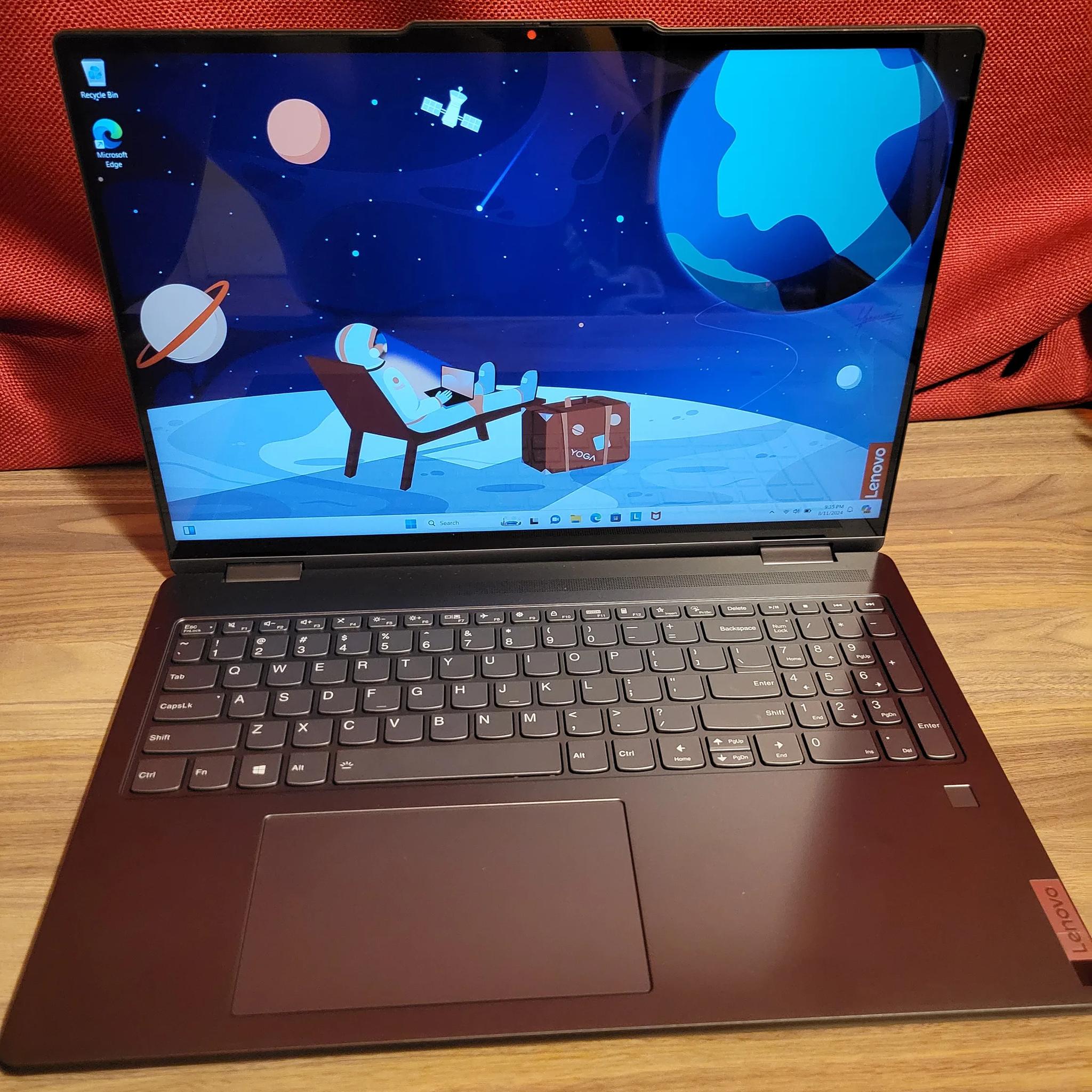 Lenovo Yoga 7 16IRL8 Laptop- 13th Gen i7-512gb Ssd-16" Touch Display