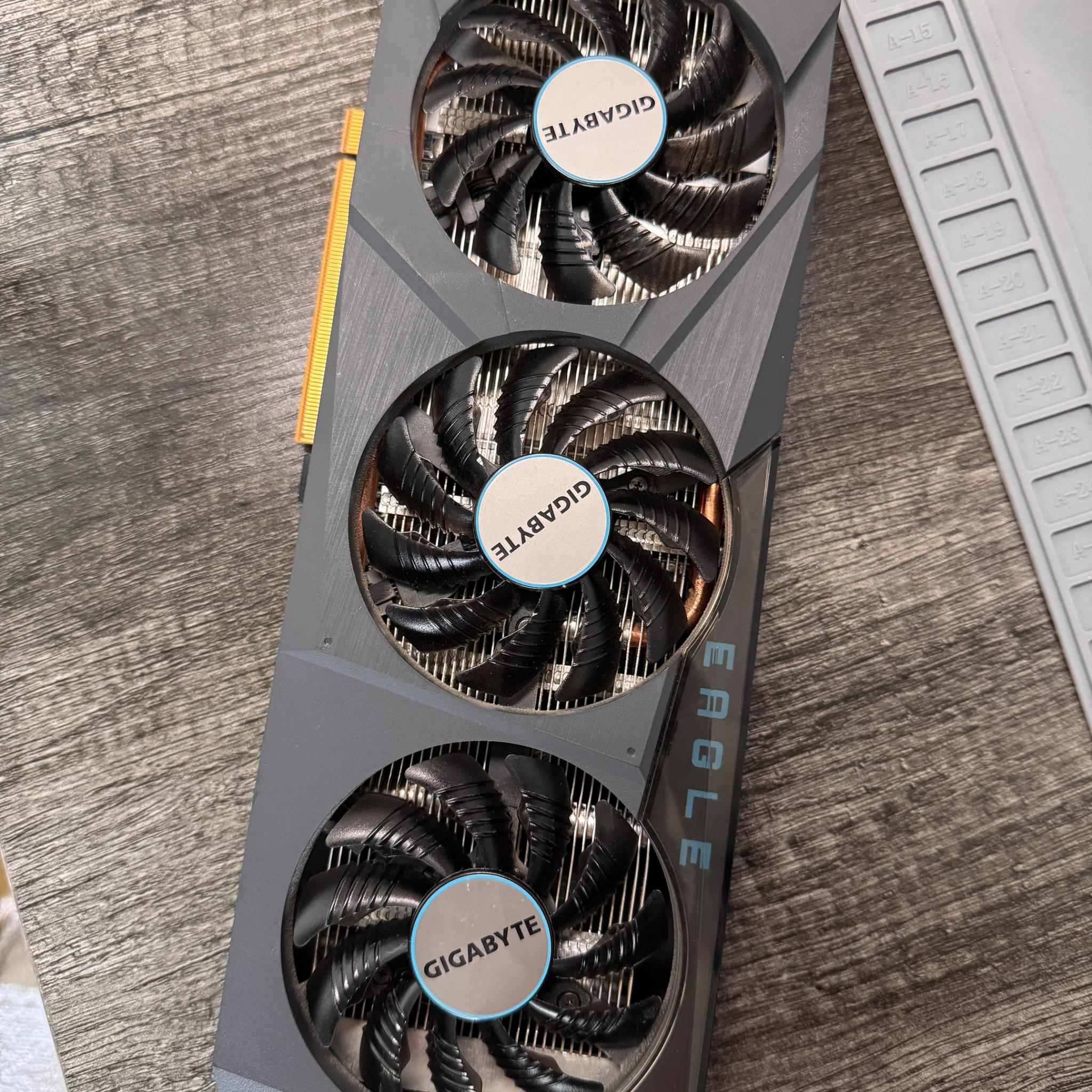 Gigabyte Radeon RX 6600 8GB