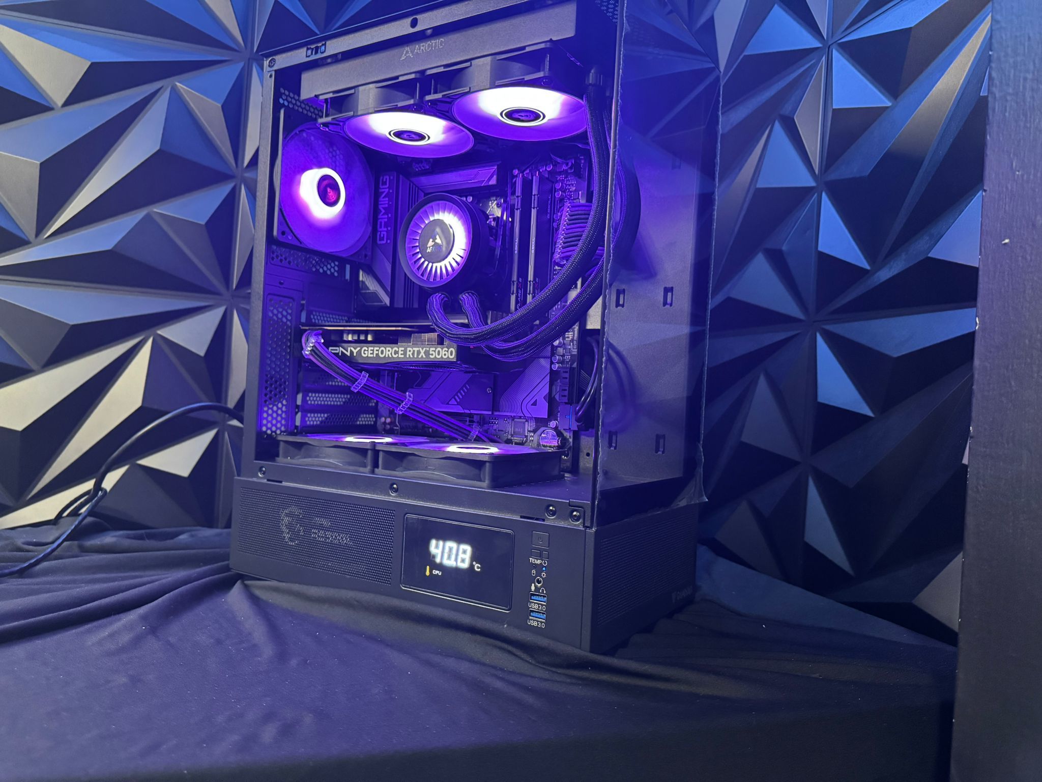 🎭 Purple Rain 🌧️💜 Ryzen 5 9600X| RTX 5060|  32 GB DDR5| 2 TB NVMe