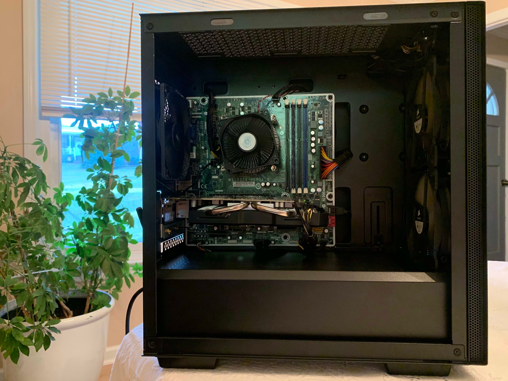 Refreshed HP Pavilion 500 Series PC | AMD A8-6500 | Asus R9 270 2GB