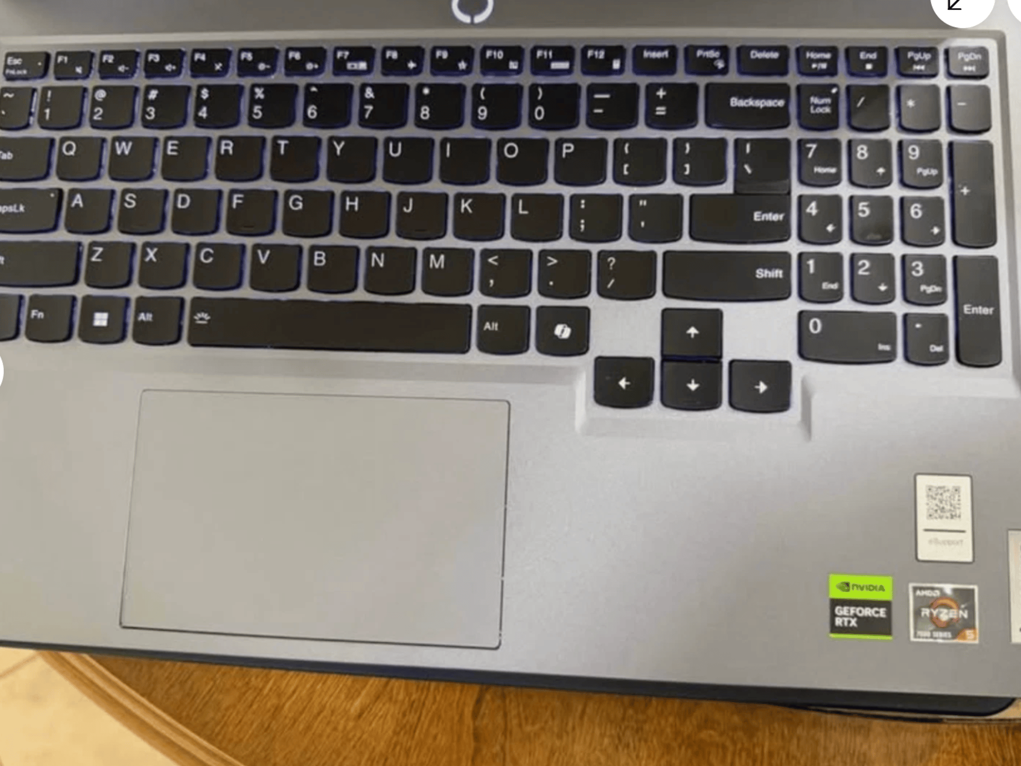 Lenovo Laptop LOQ 15.6" FHD 144Hz (Ryzen 5 7235HS, 12GB/512GB SSD, RTX 4050)