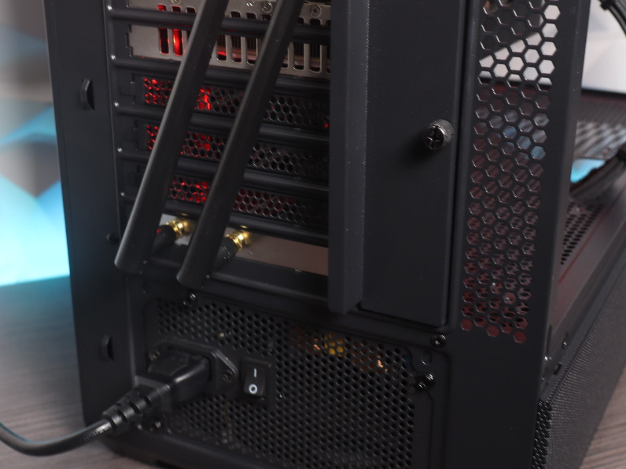 1440p Gaming PC – RX 5700 XT / i7-6800K / 16GB RAM