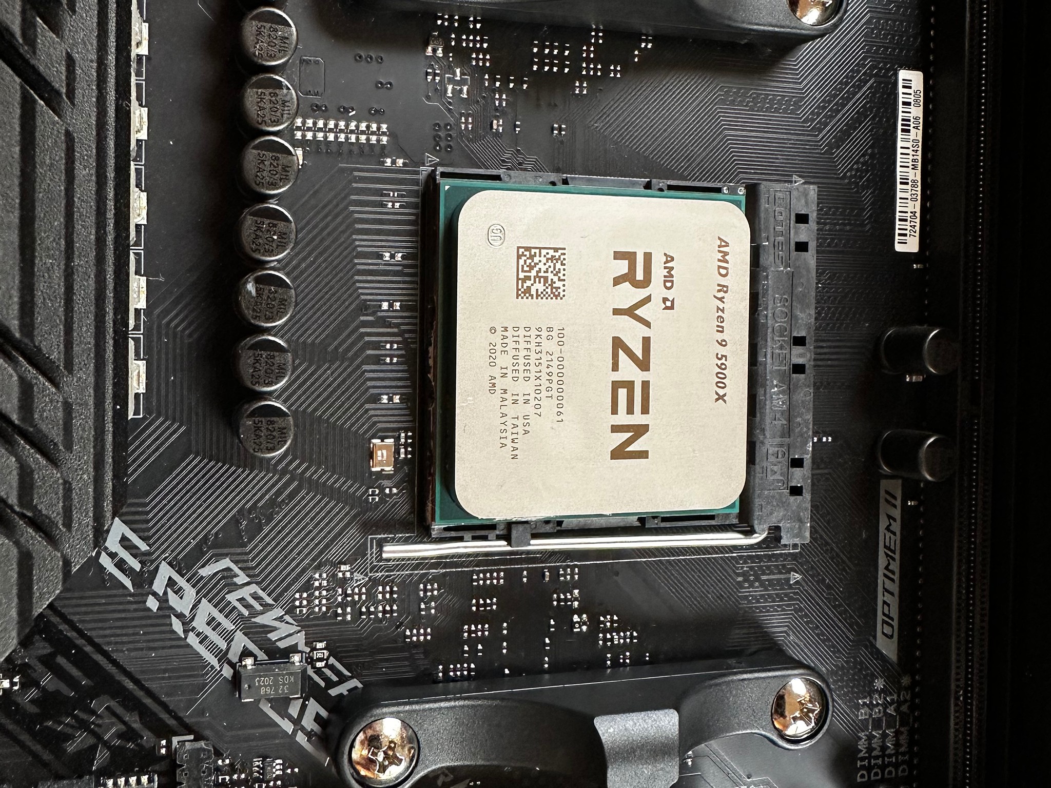 Motherboard Combo! Ryzen 9 5900x, 32gb DDR4, Strix B550-F and Dark Rock Pro 4 Cooler